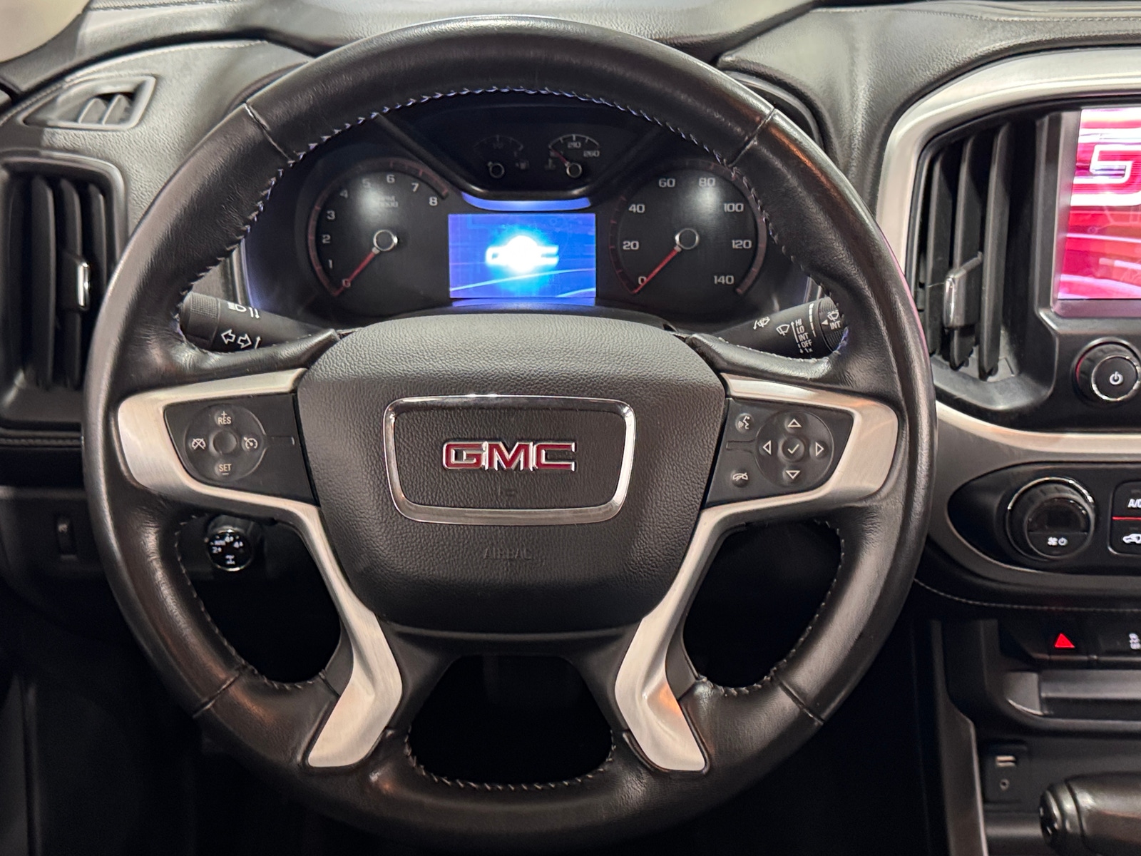 Thumbnail: 2016 GMC Canyon - 5