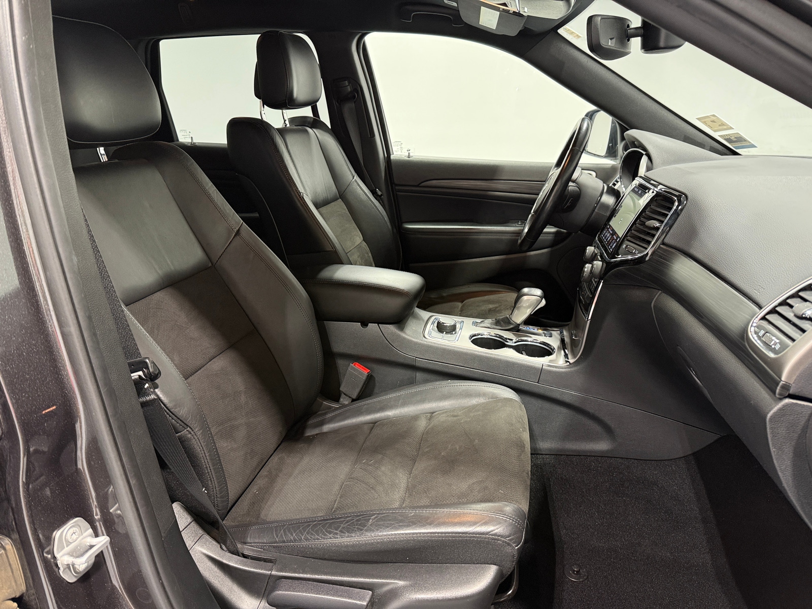 Thumbnail: 2020 Jeep Grand Cherokee - 2