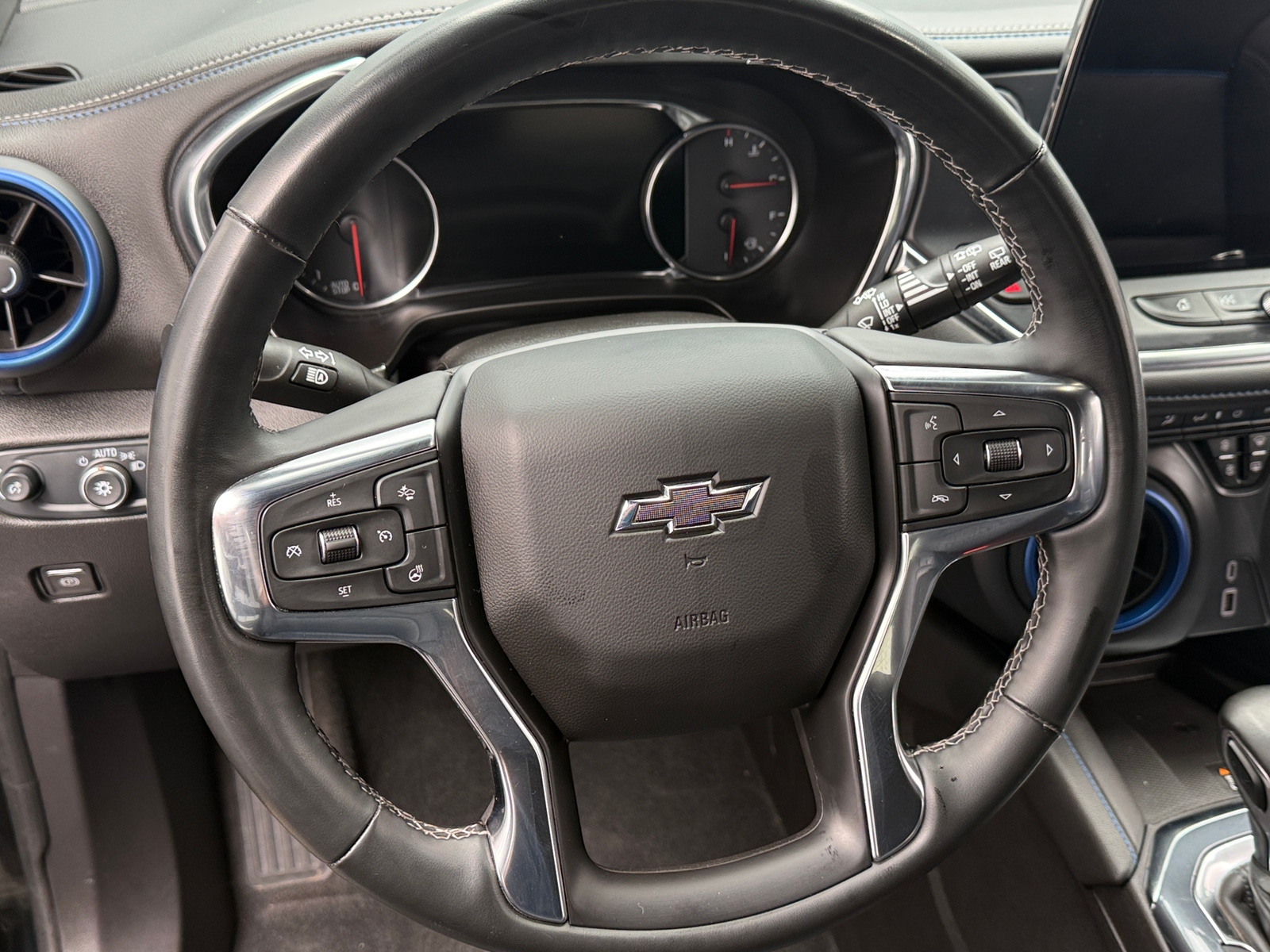 Thumbnail: 2025 Chevrolet Blazer - 4