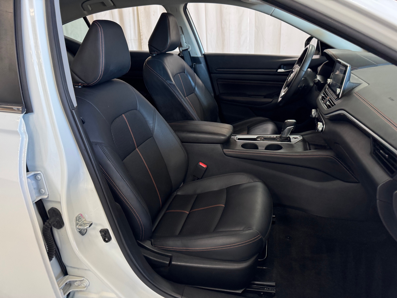 Thumbnail: 2022 Nissan Altima - 2