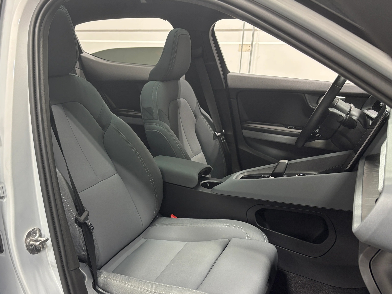 Thumbnail: 2023 Polestar 2 - 2