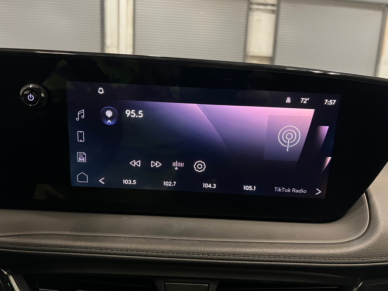 Thumbnail: 2025 Buick Encore GX - 4