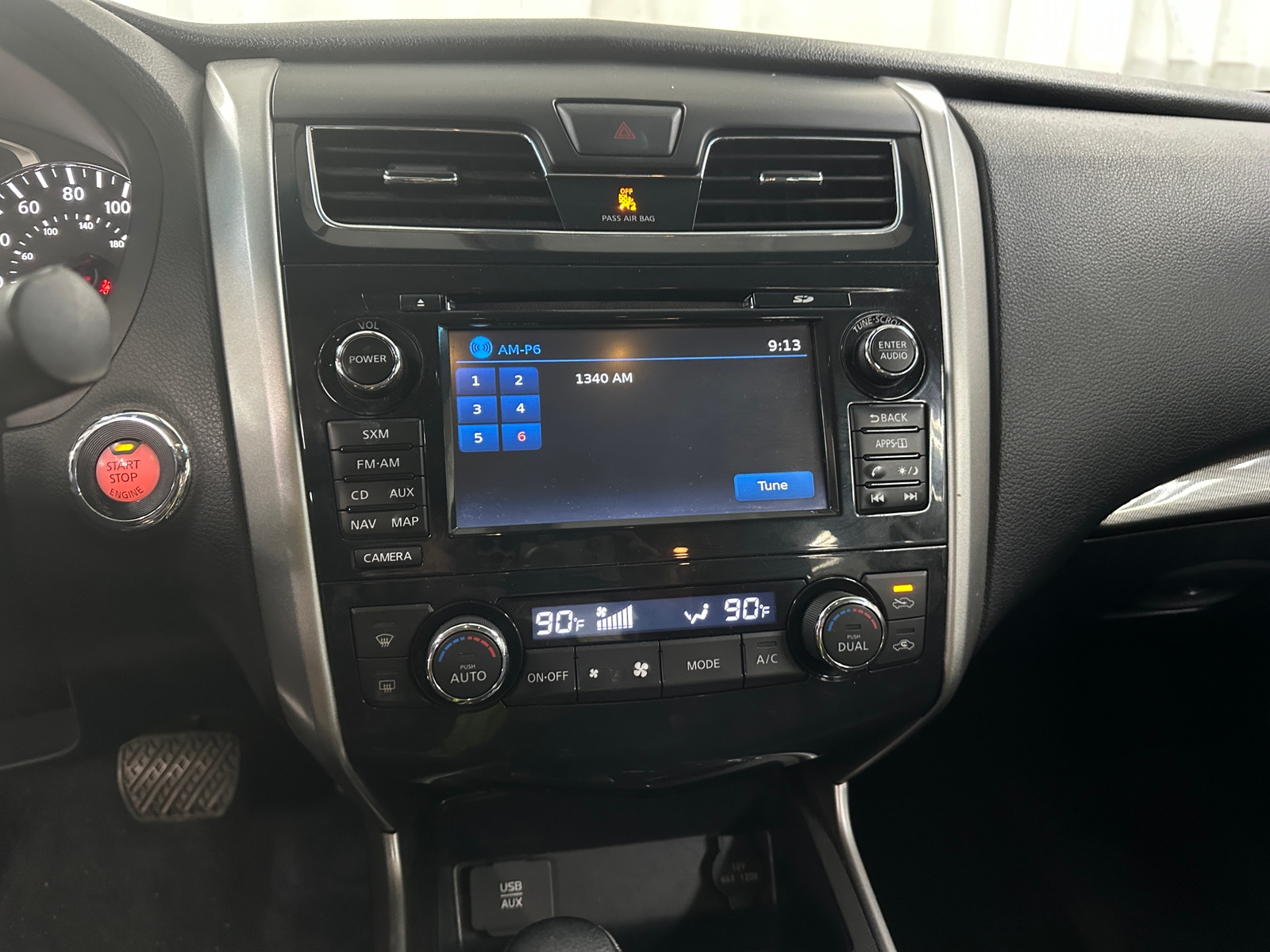 Thumbnail: 2015 Nissan Altima - 3