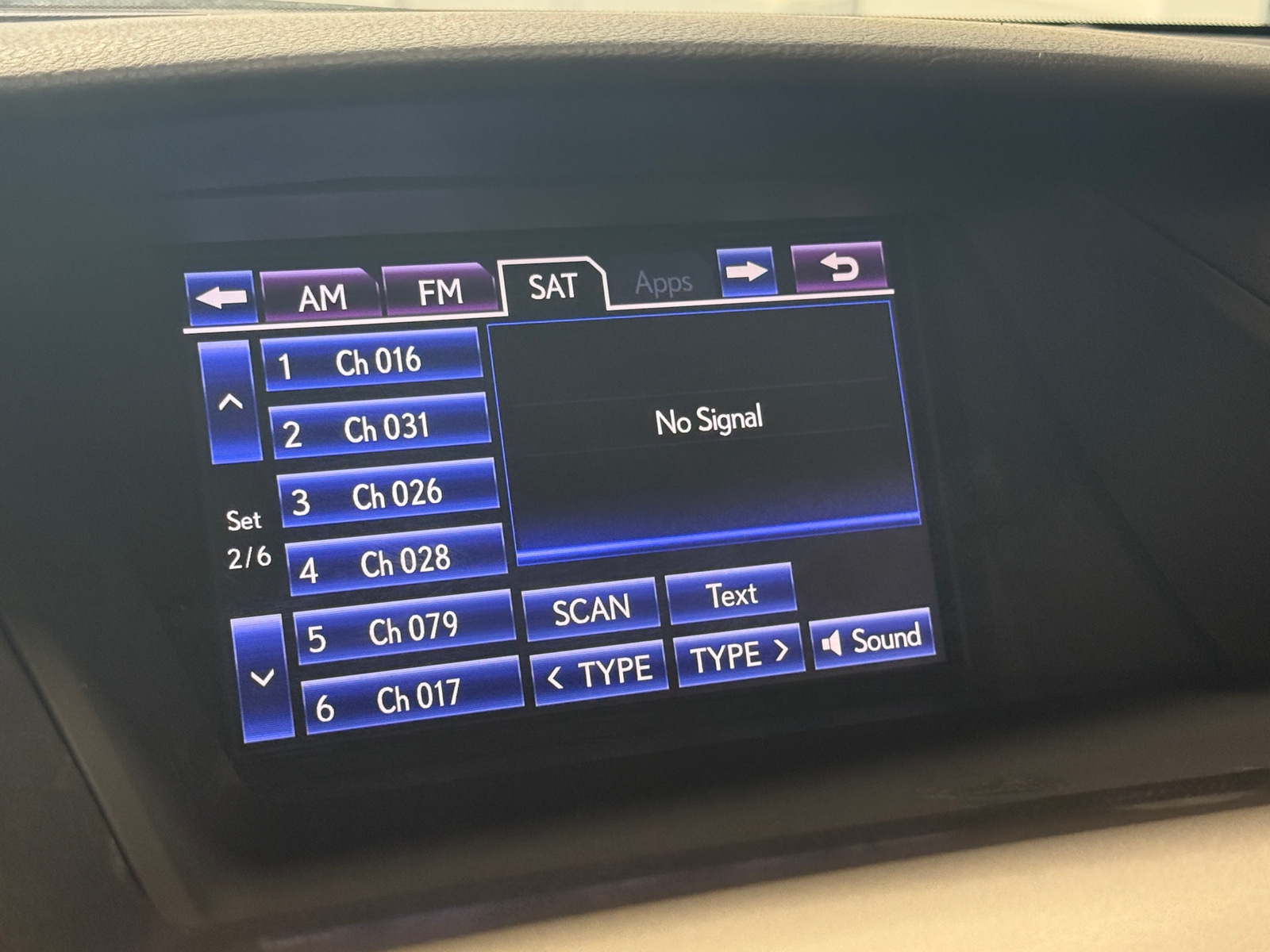 Thumbnail: 2015 Lexus RX - 3