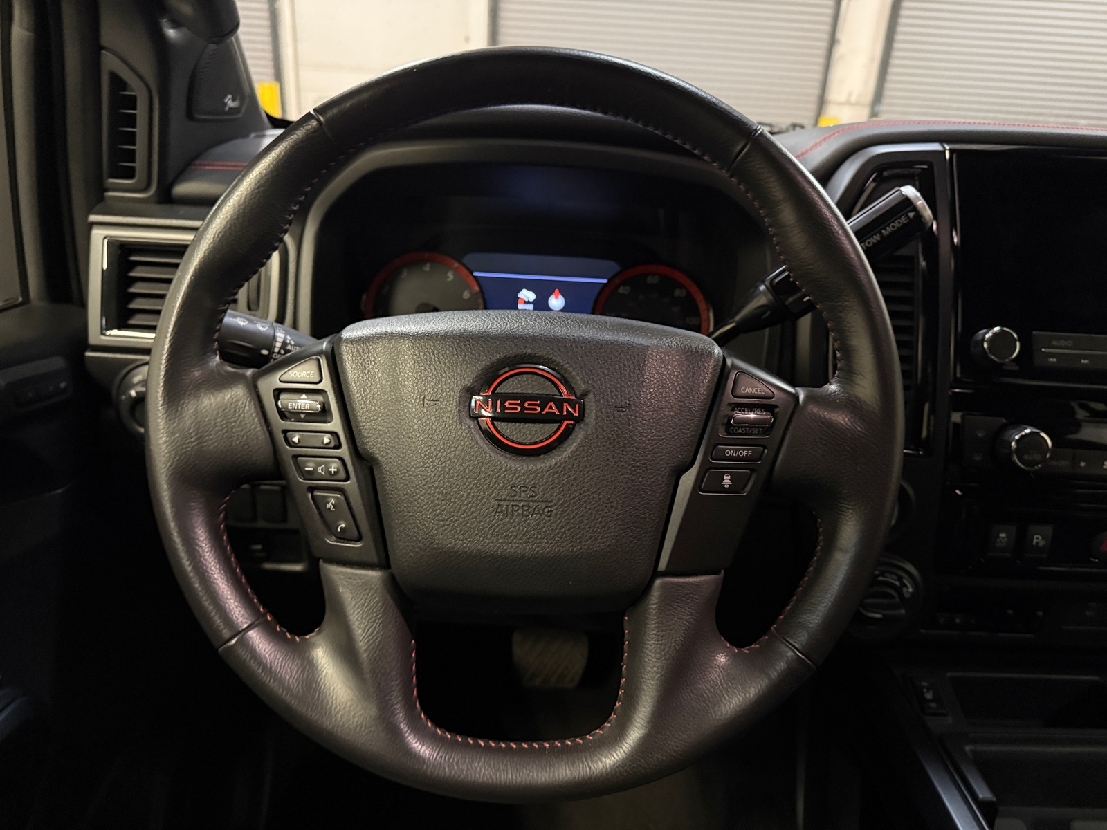 Thumbnail: 2023 Nissan Titan - 4