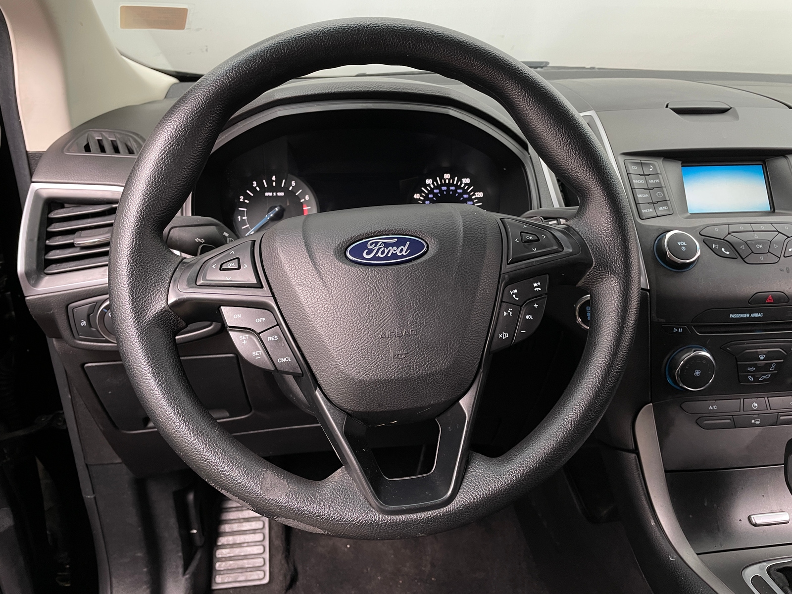 Thumbnail: 2018 Ford Edge - 5