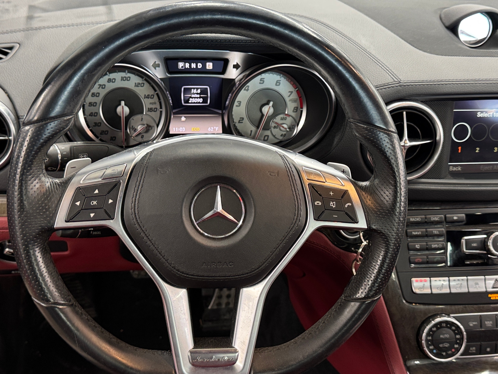 Thumbnail: 2013 Mercedes-Benz SL-Class - 4