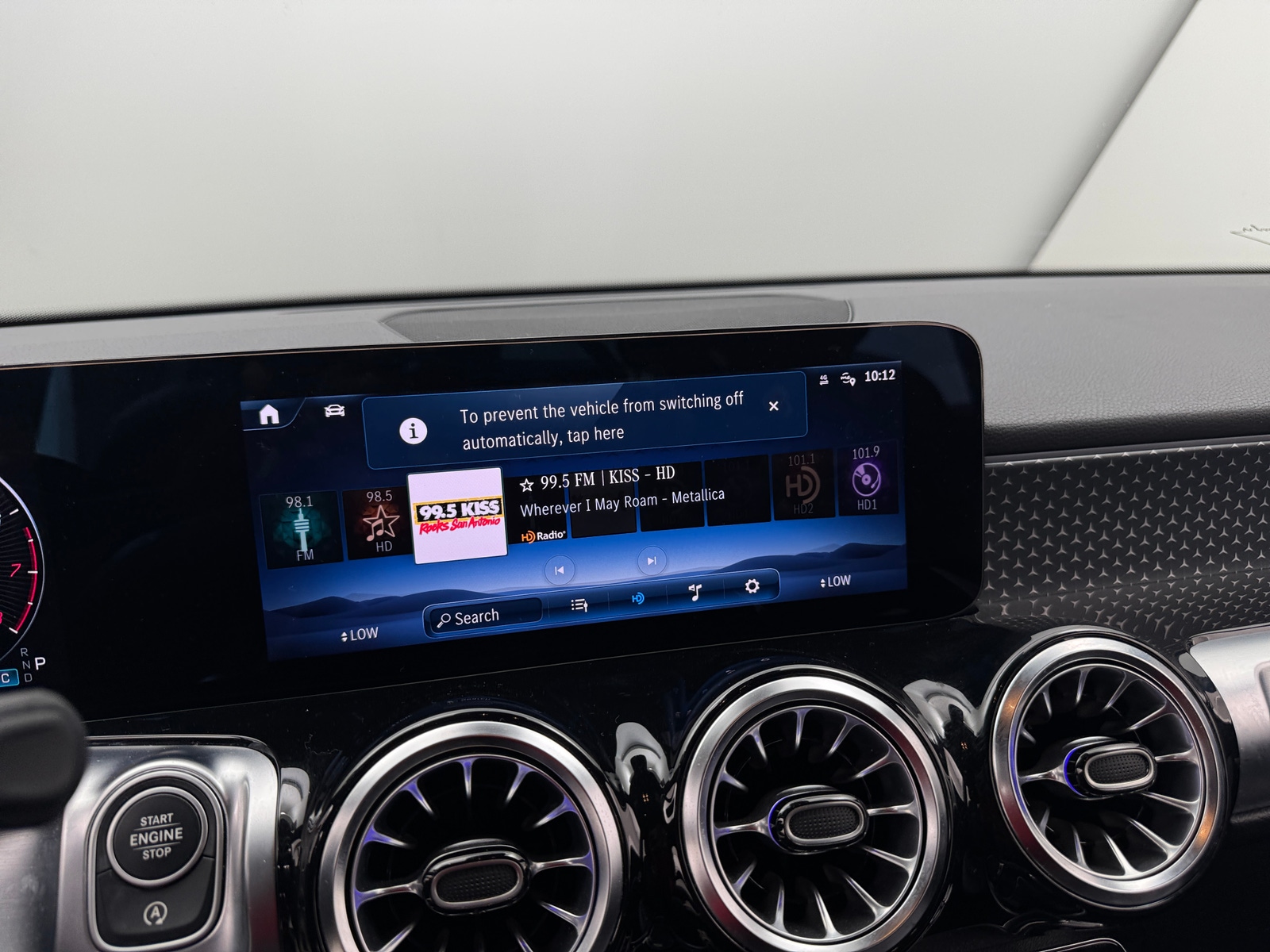 Thumbnail: 2024 Mercedes-Benz GLB - 3