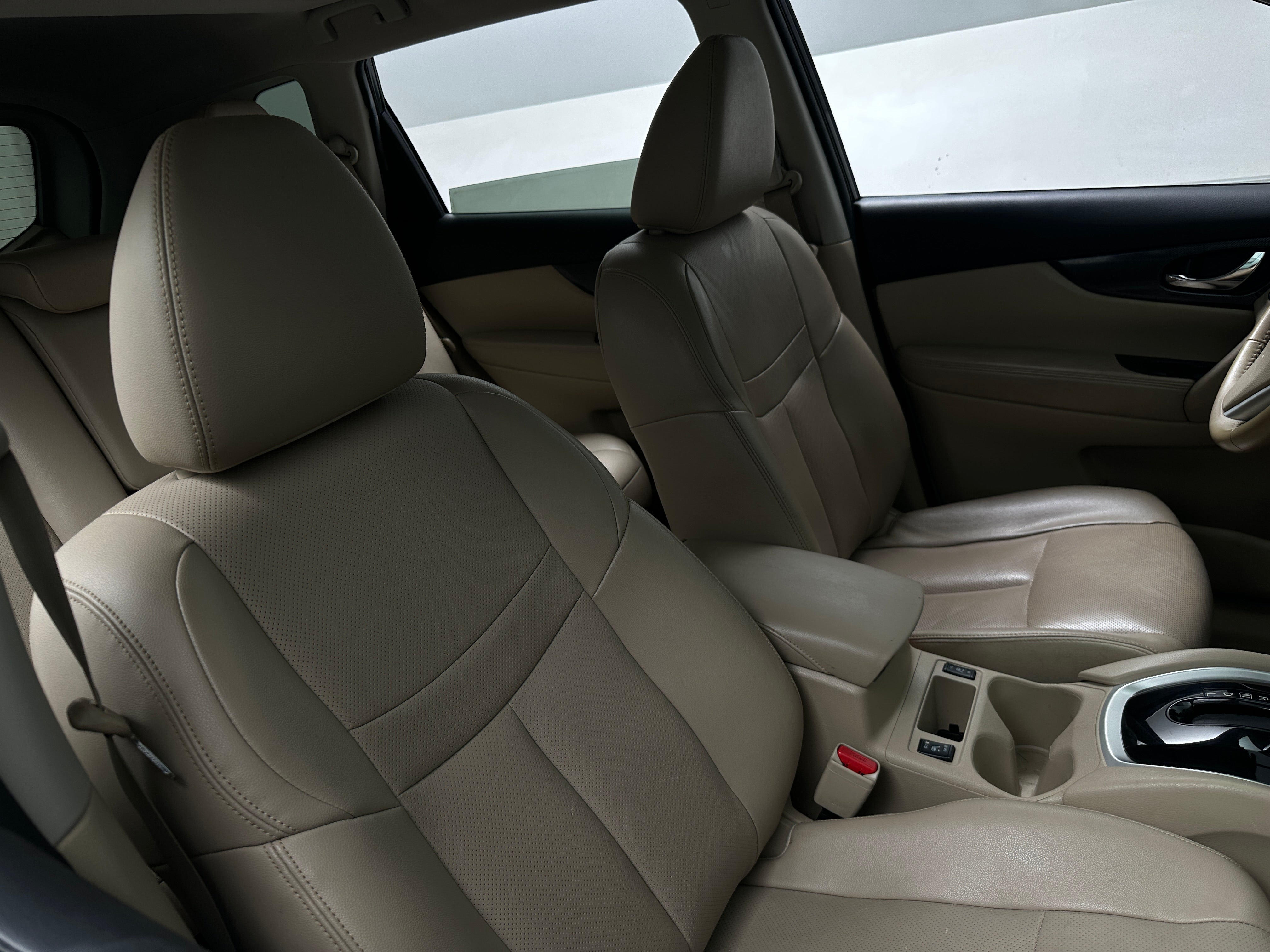 Used 2015 Nissan Rogue SL with VIN 5N1AT2MV3FC898738 for sale in Colonial Heights, VA