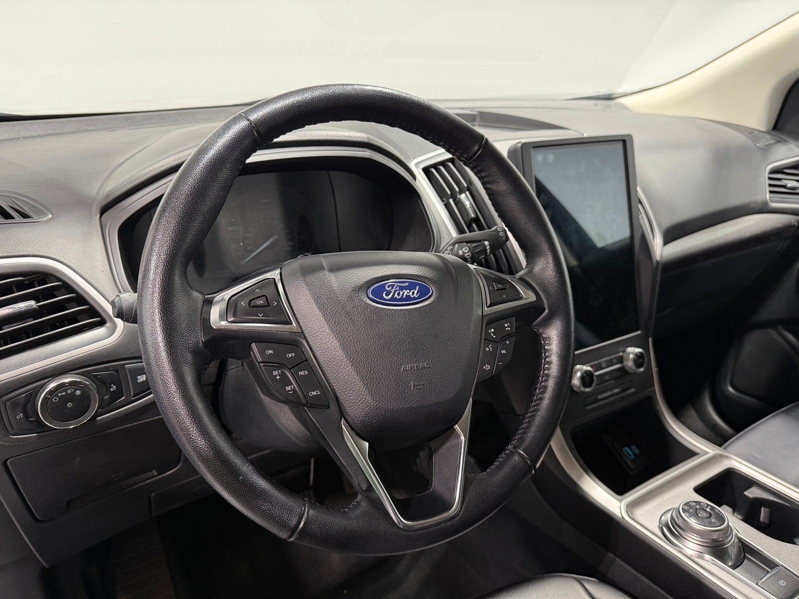 Thumbnail: 2024 Ford Edge - 4