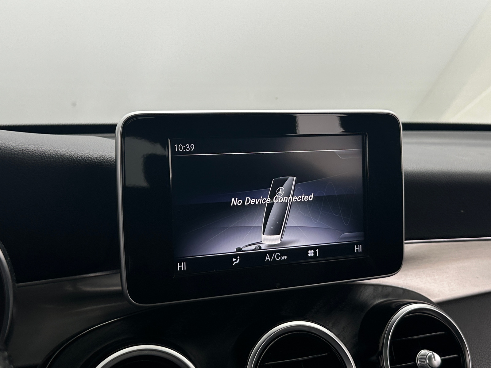 Thumbnail: 2019 Mercedes-Benz GLC - 3