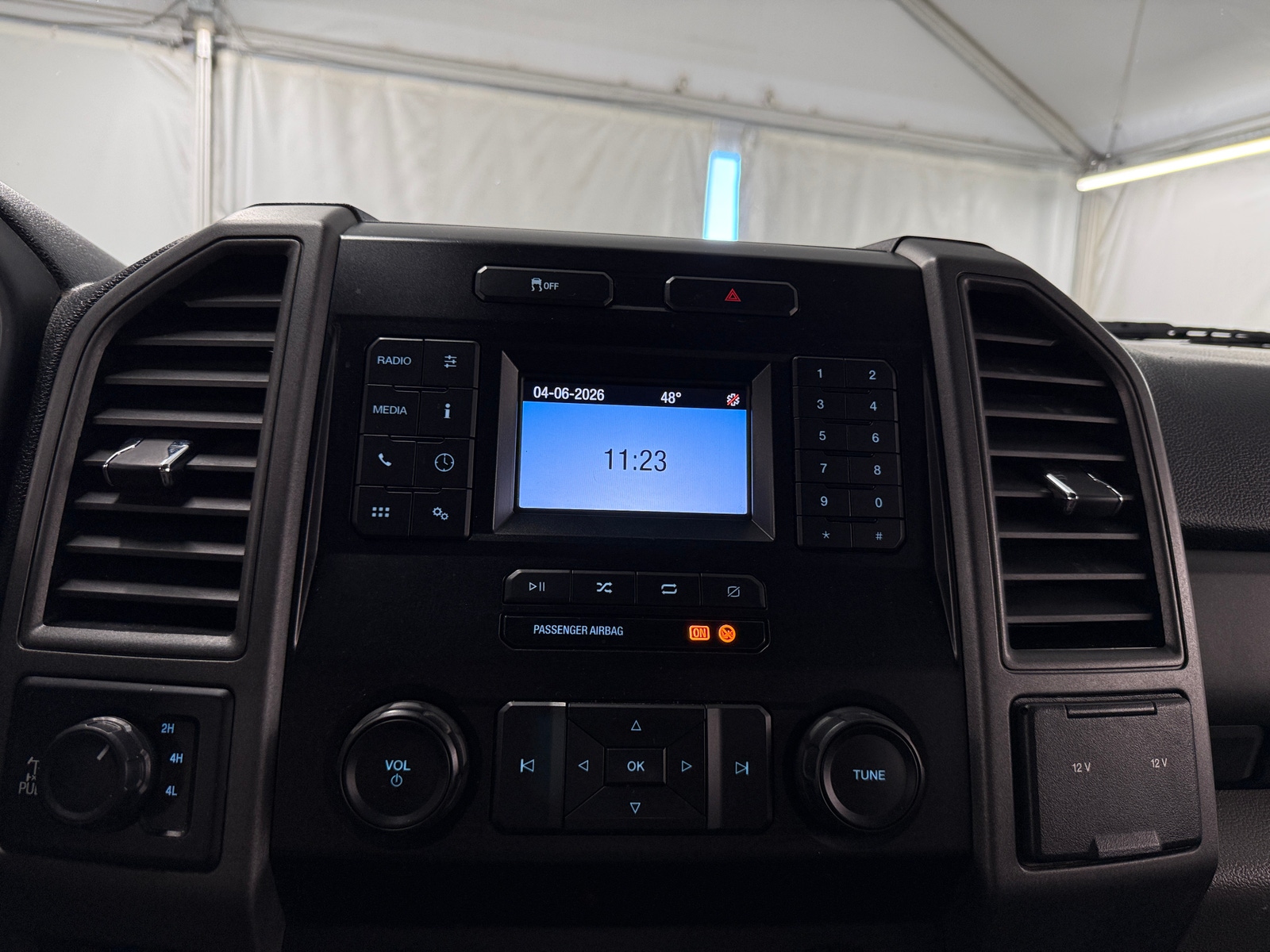 Thumbnail: 2020 Ford Econoline - 4