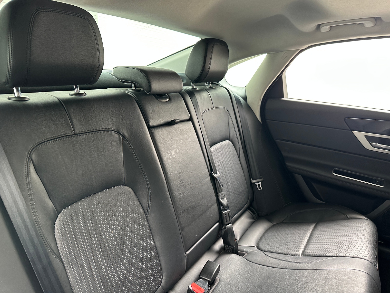 Thumbnail: 2017 Jaguar XF - 5