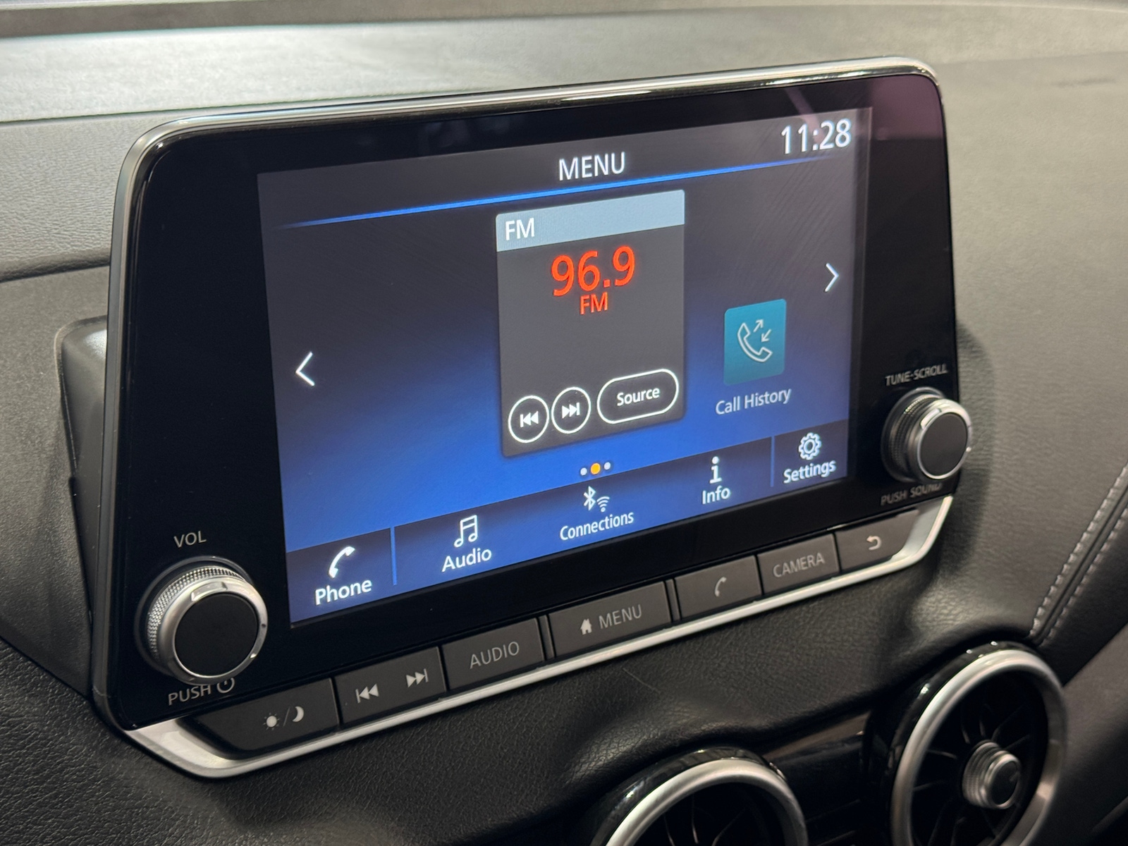 Thumbnail: 2024 Nissan Sentra - 4