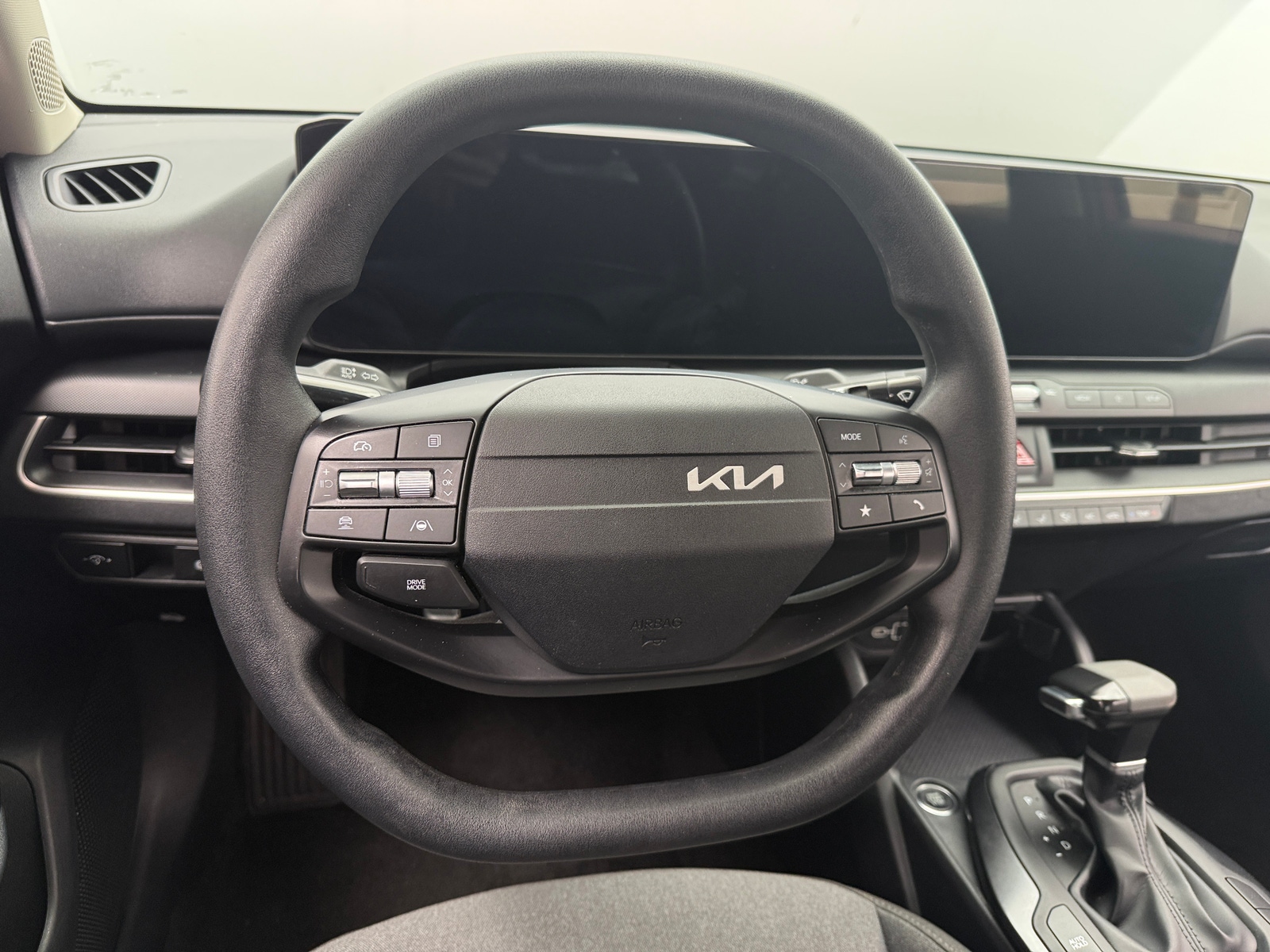 Thumbnail: 2025 Kia K4 - 5