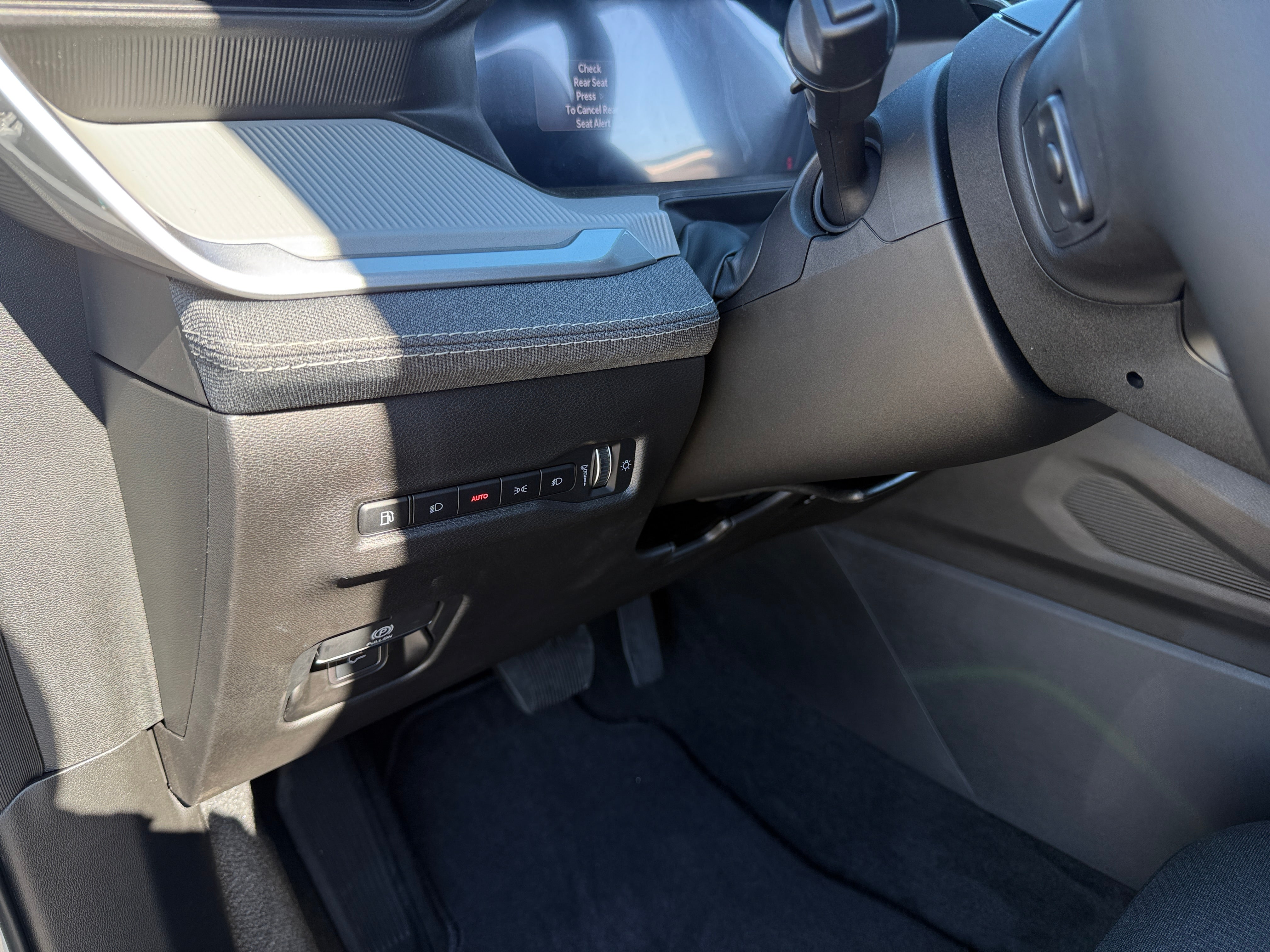 2026 Jeep Cherokee Laredo - Photo 11