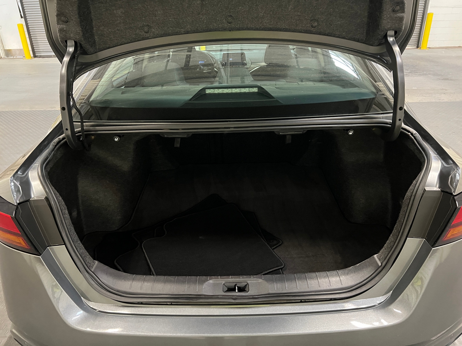 Thumbnail: 2025 Nissan Altima - 7