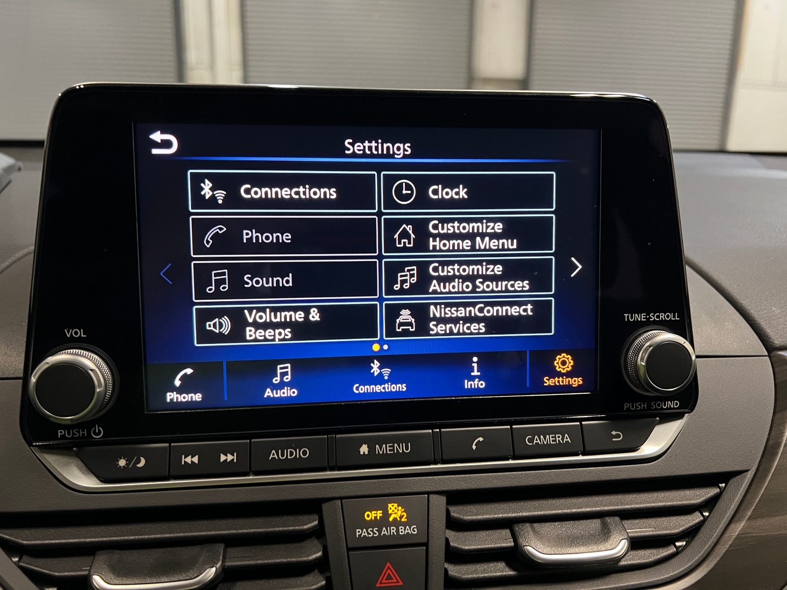 Thumbnail: 2025 Nissan Altima - 4