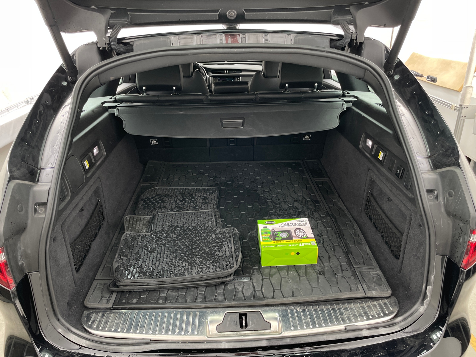 Thumbnail: 2018 Jaguar XF - 6