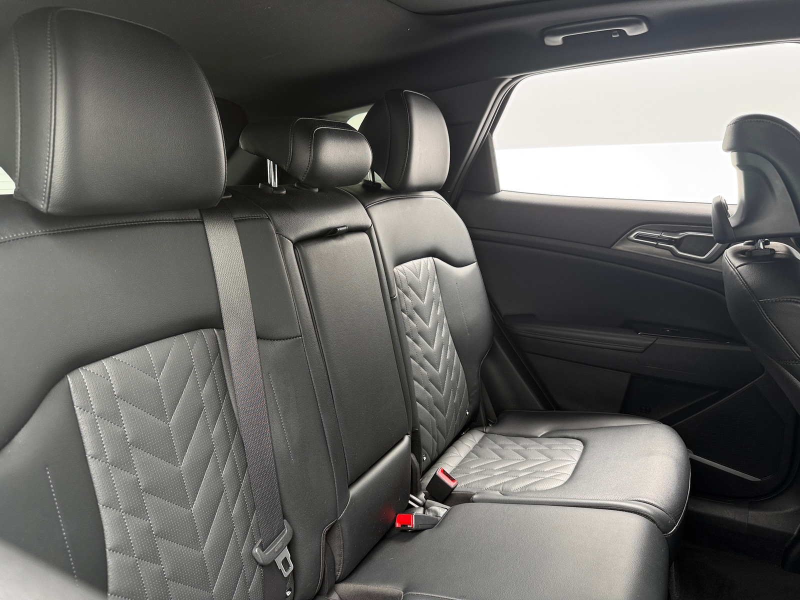 Thumbnail: 2023 Kia Sportage - 5