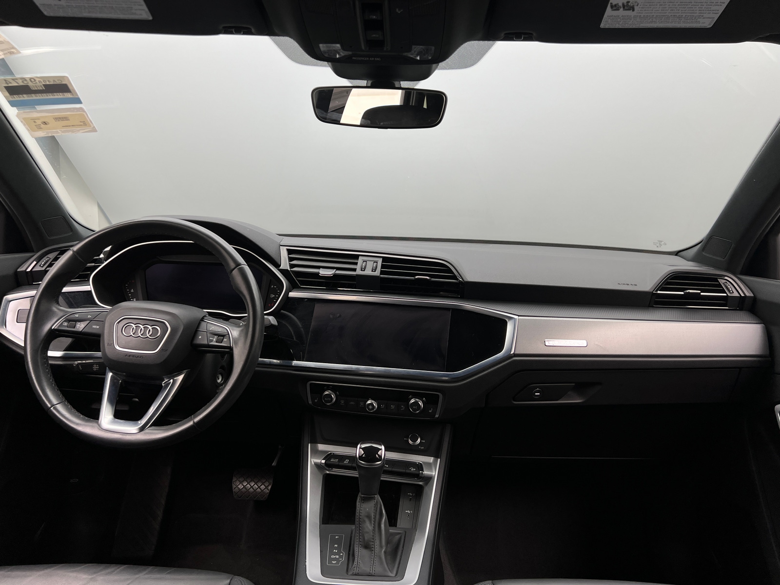 Thumbnail: 2022 Audi Q3 - 2
