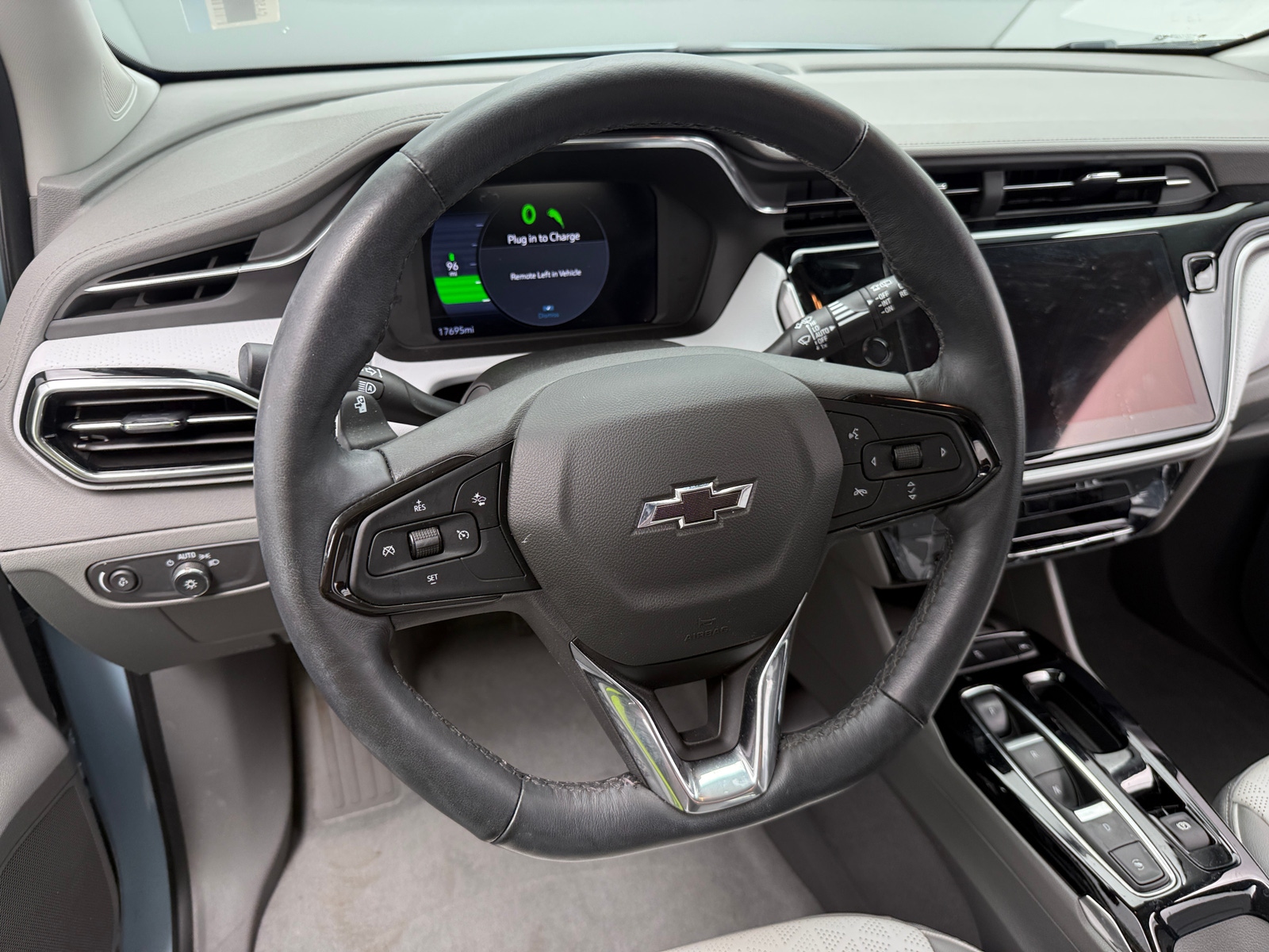 Thumbnail: 2023 Chevrolet Bolt EUV - 4