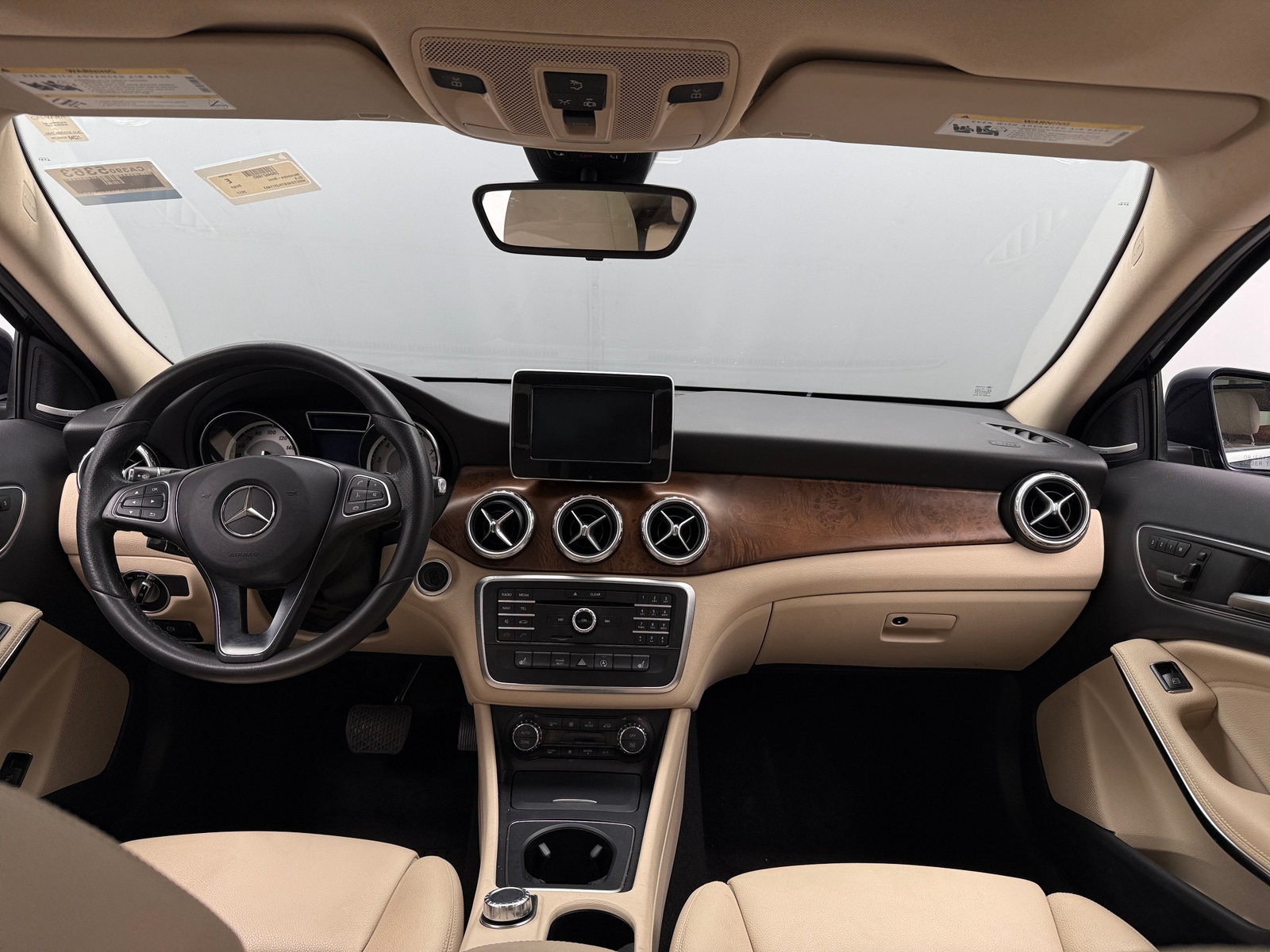 Thumbnail: 2017 Mercedes-Benz GLA - 2