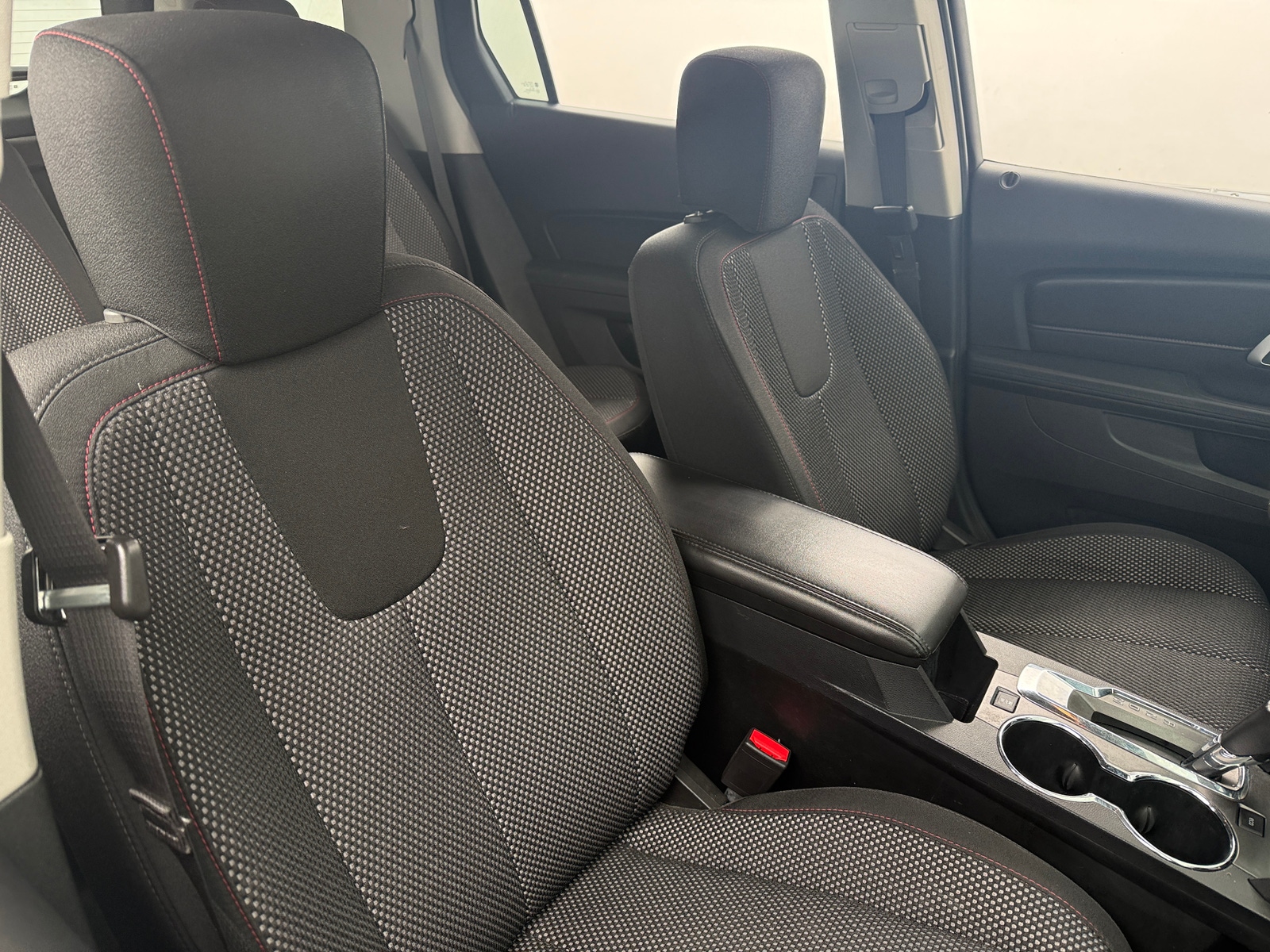 Thumbnail: 2017 GMC Terrain - 2