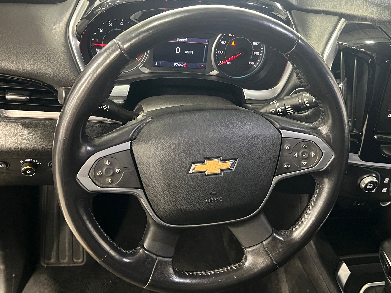 Thumbnail: 2021 Chevrolet Traverse - 5