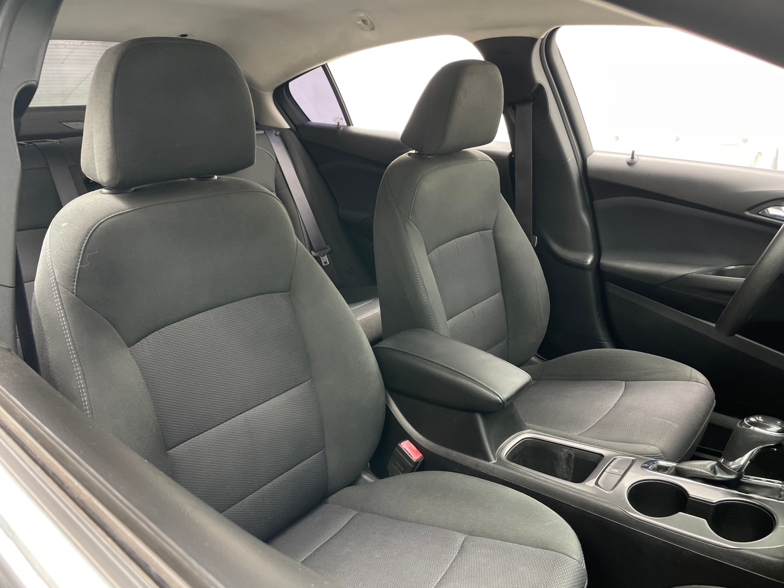 Thumbnail: 2017 Chevrolet Cruze - 2