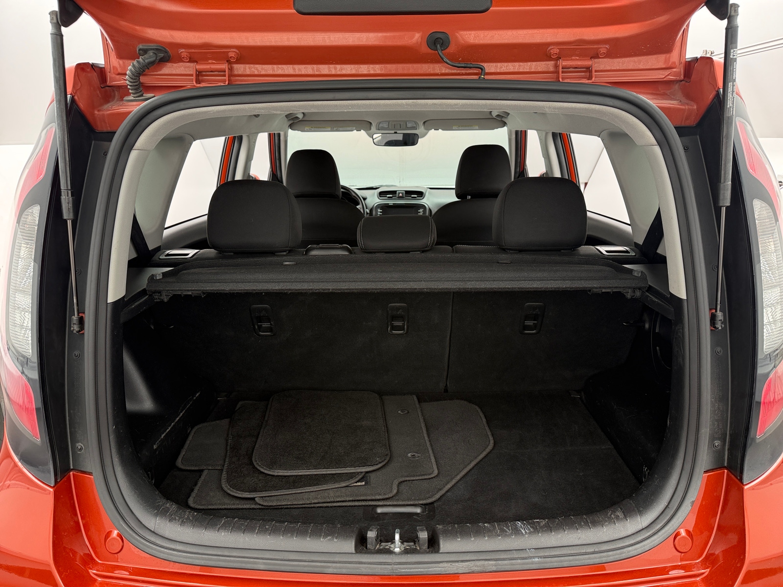 Thumbnail: 2019 Kia Soul - 7