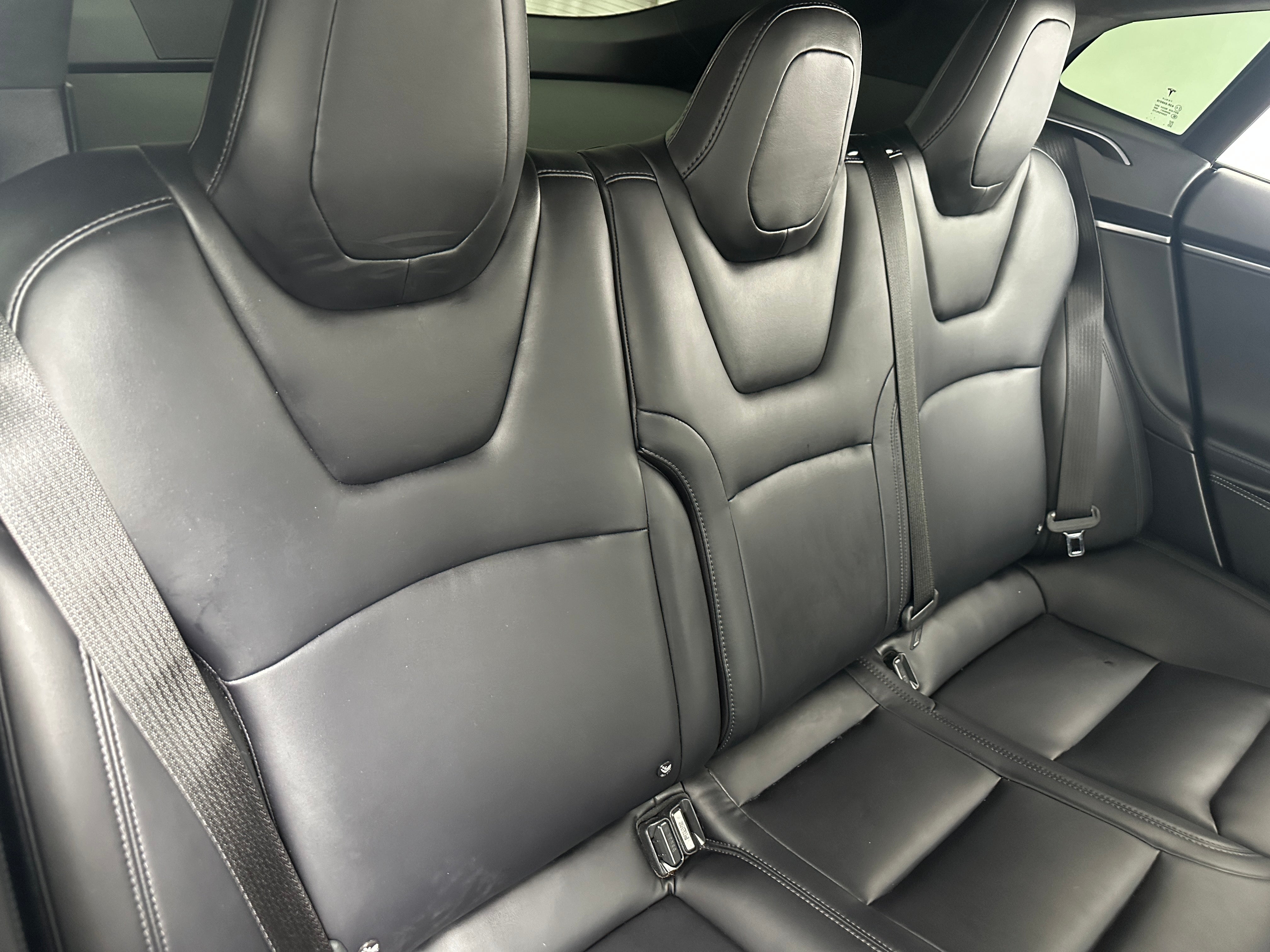 Used 2018 Tesla Model S 100D with VIN 5YJSA1E26JF266454 for sale in Oak Creek, WI