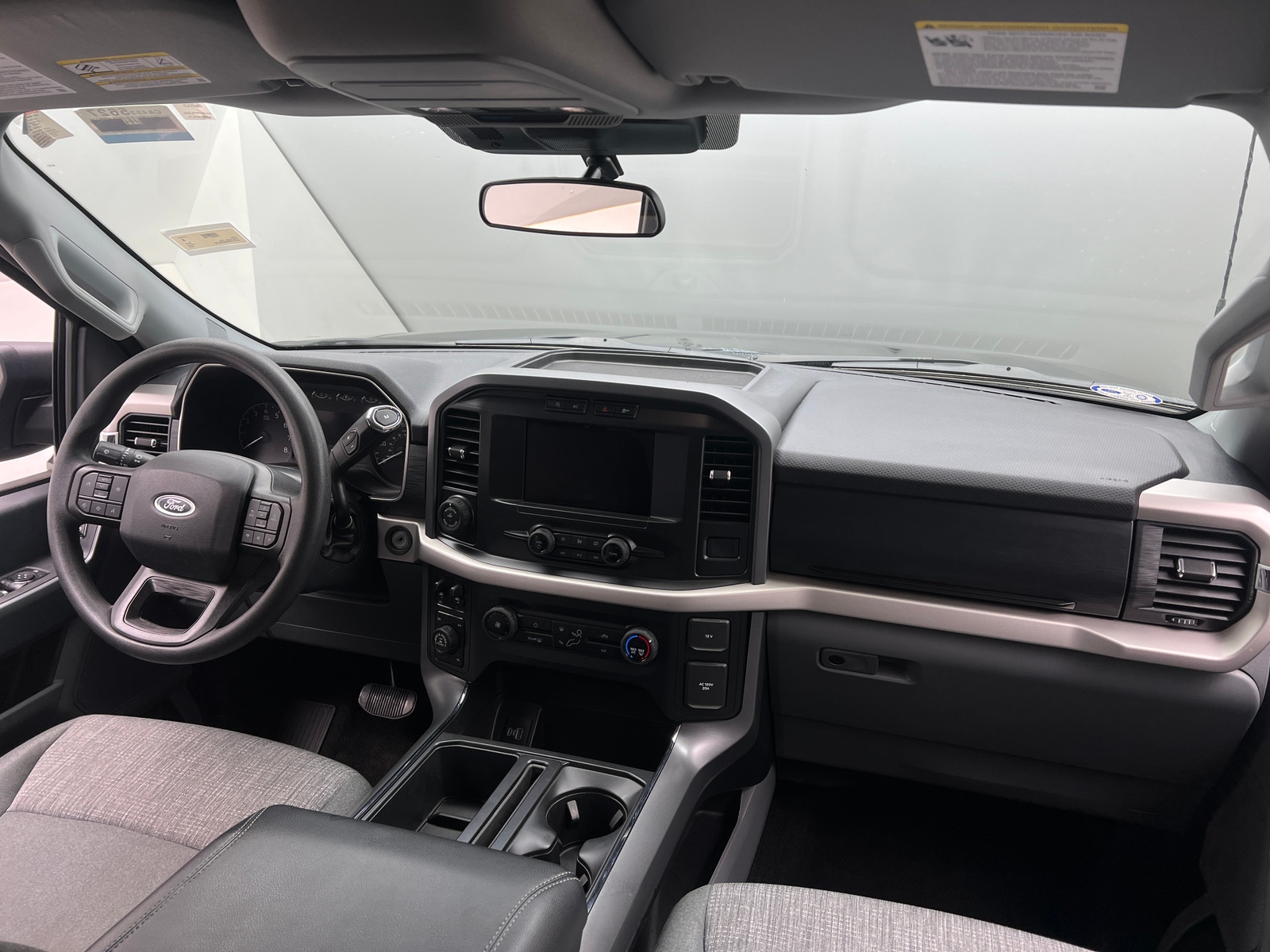 Thumbnail: 2021 Ford Econoline - 3