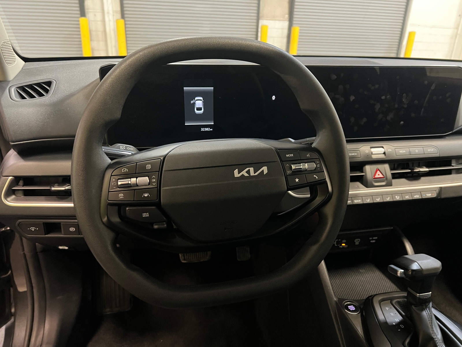 Thumbnail: 2025 Kia K4 - 5