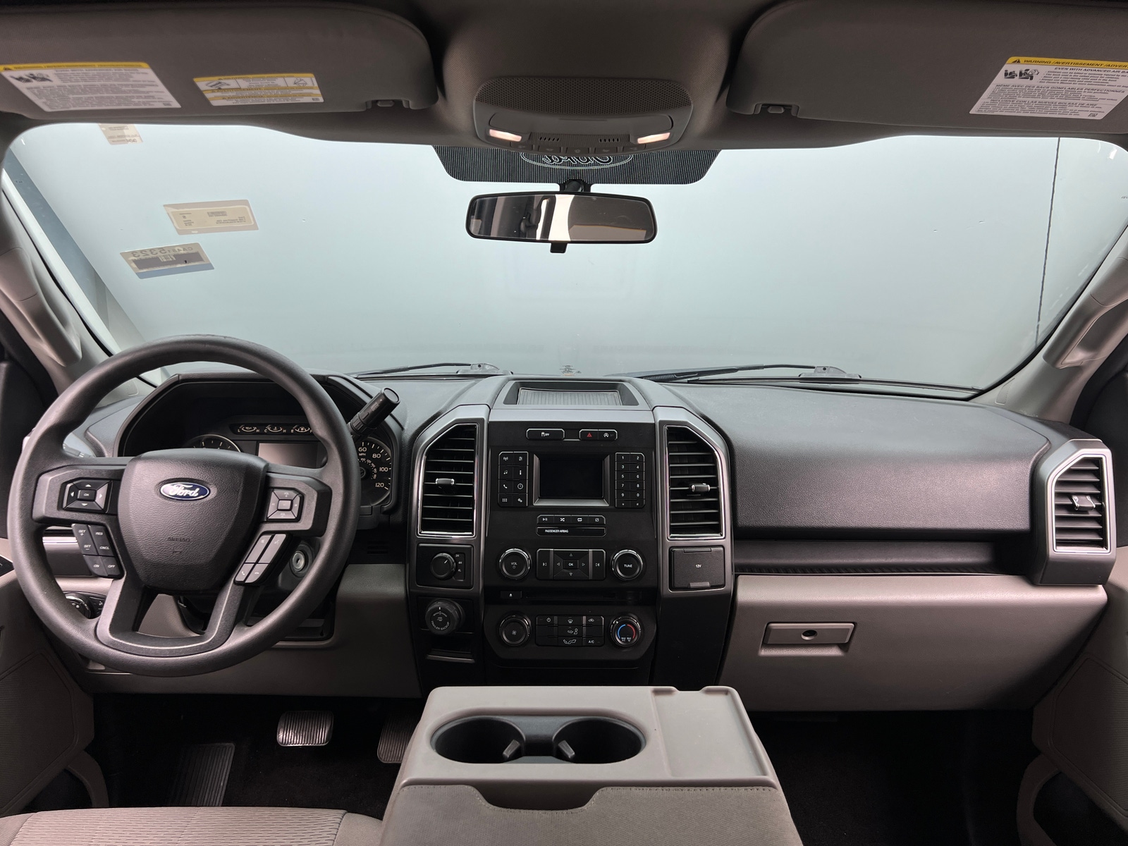 Thumbnail: 2018 Ford Econoline - 3