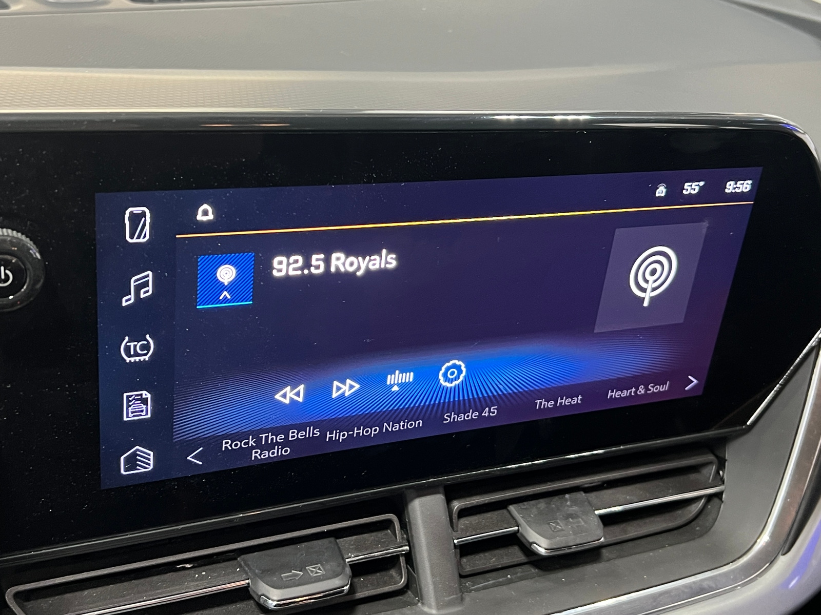 Thumbnail: 2025 Chevrolet Trax - 4