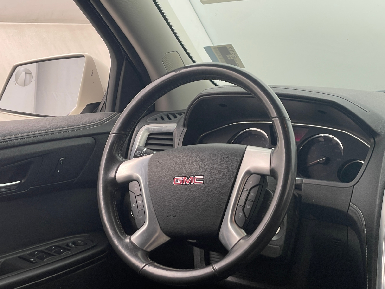 Thumbnail: 2013 GMC Acadia - 4