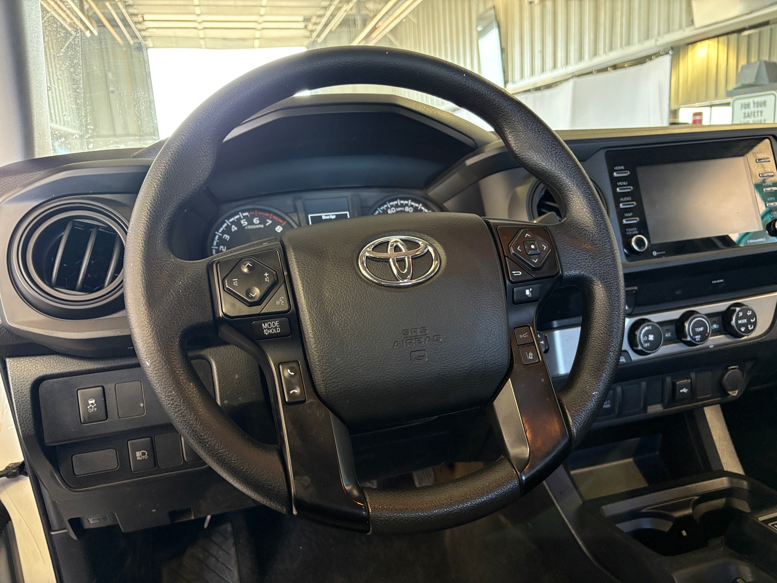 Thumbnail: 2022 Toyota Tacoma - 5