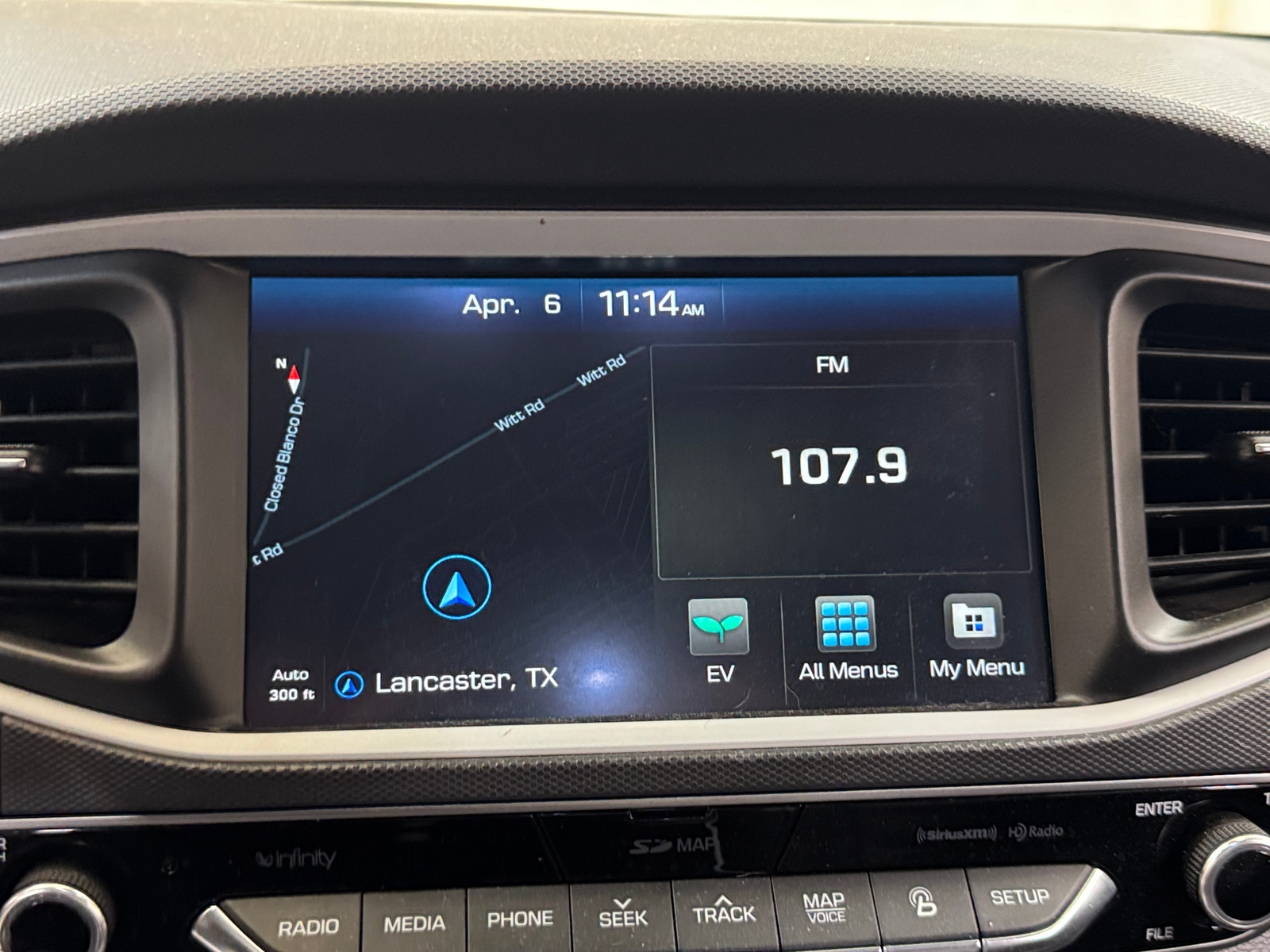 Thumbnail: 2017 Hyundai Ioniq - 3