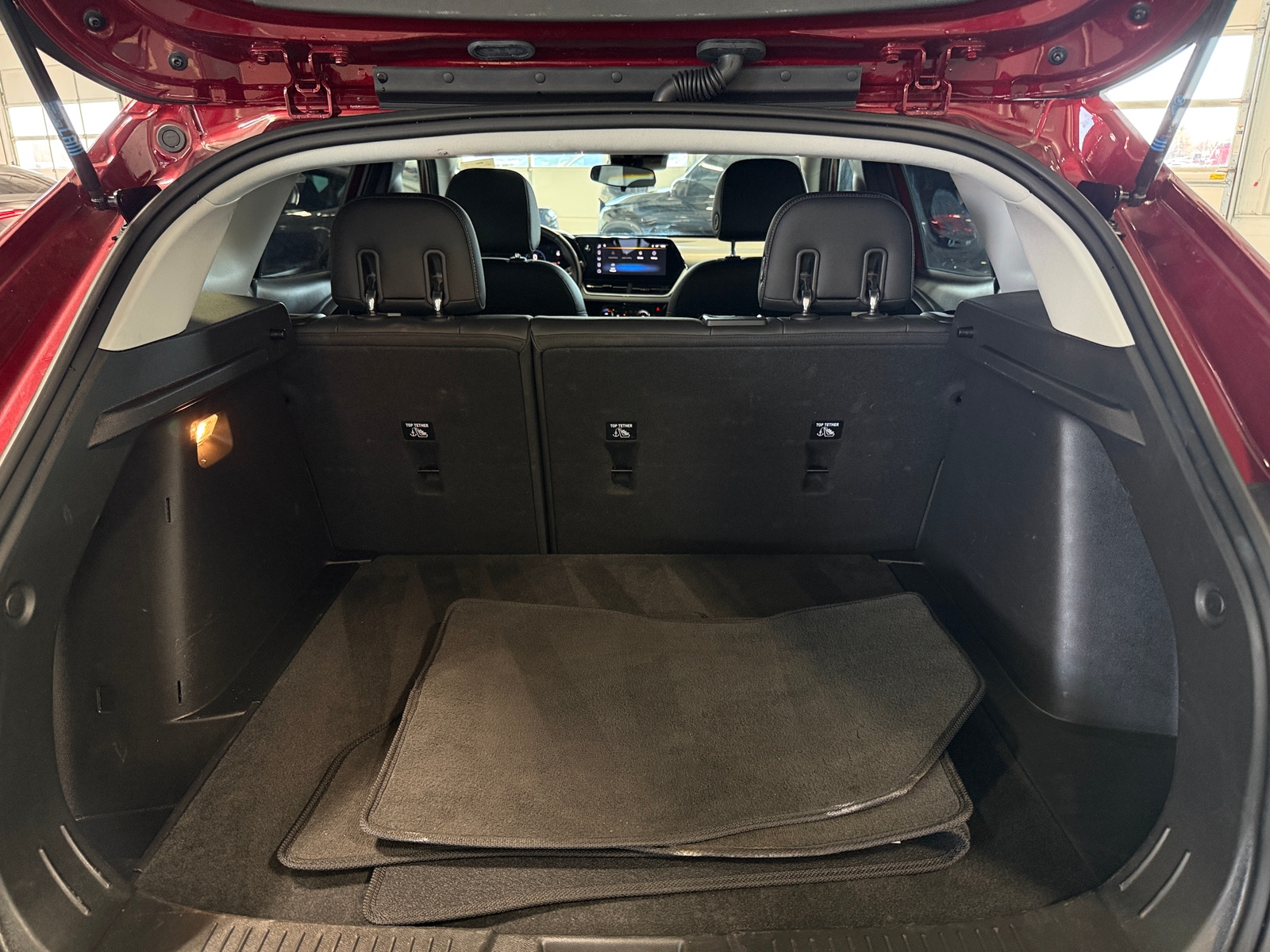 Thumbnail: 2025 Chevrolet Trax - 7