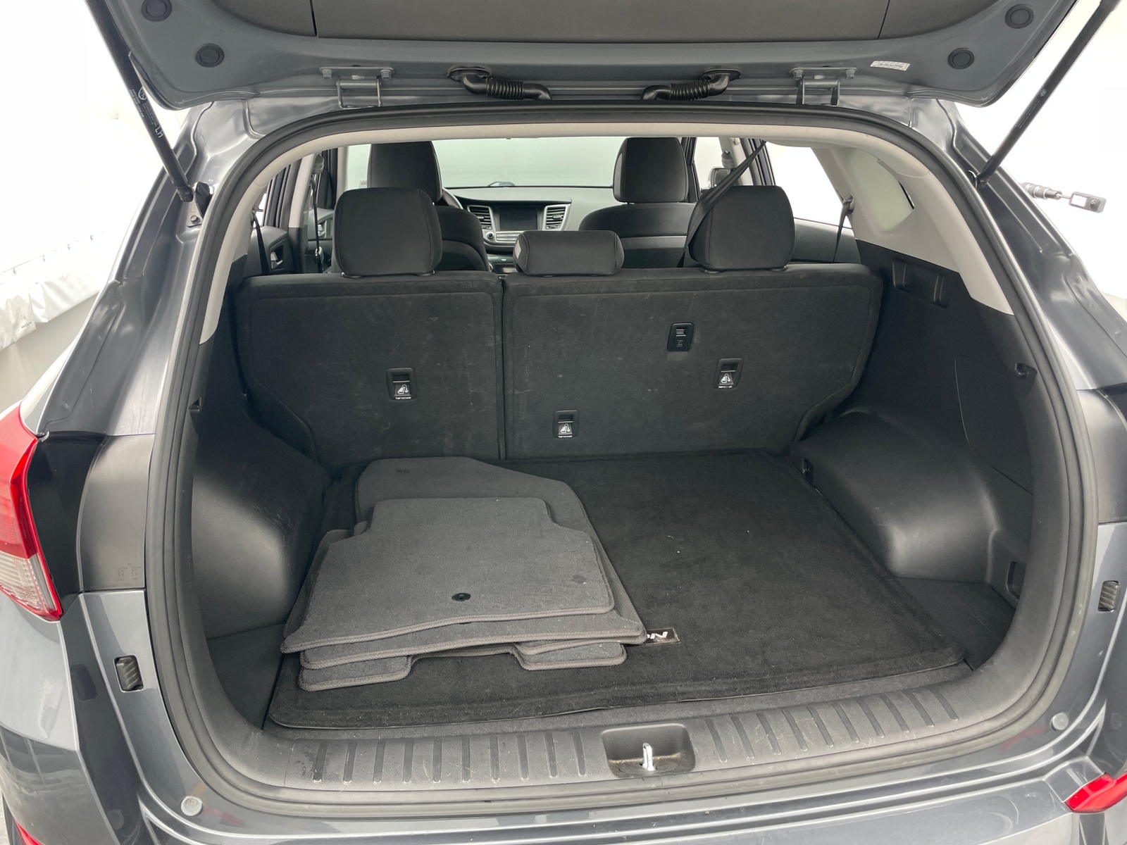 Thumbnail: 2018 Hyundai Tucson - 7