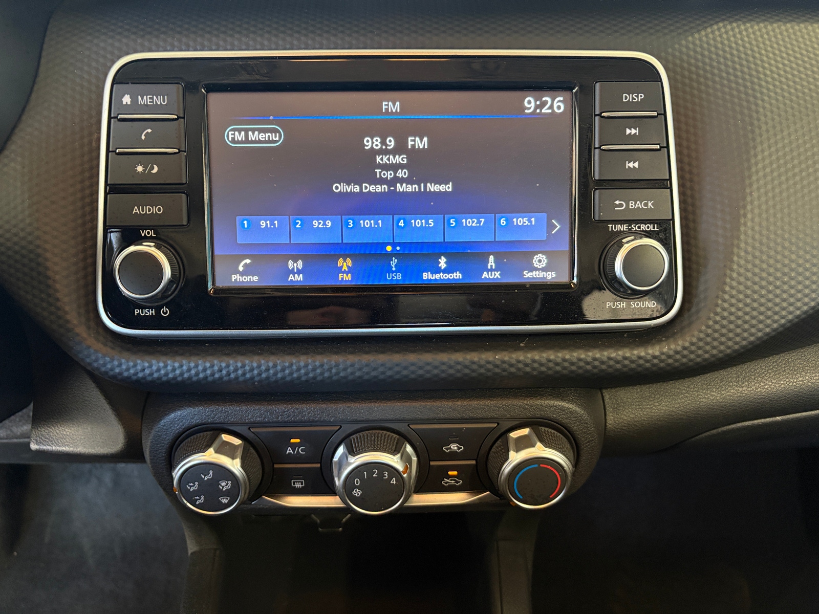 Thumbnail: 2024 Nissan Kicks - 4