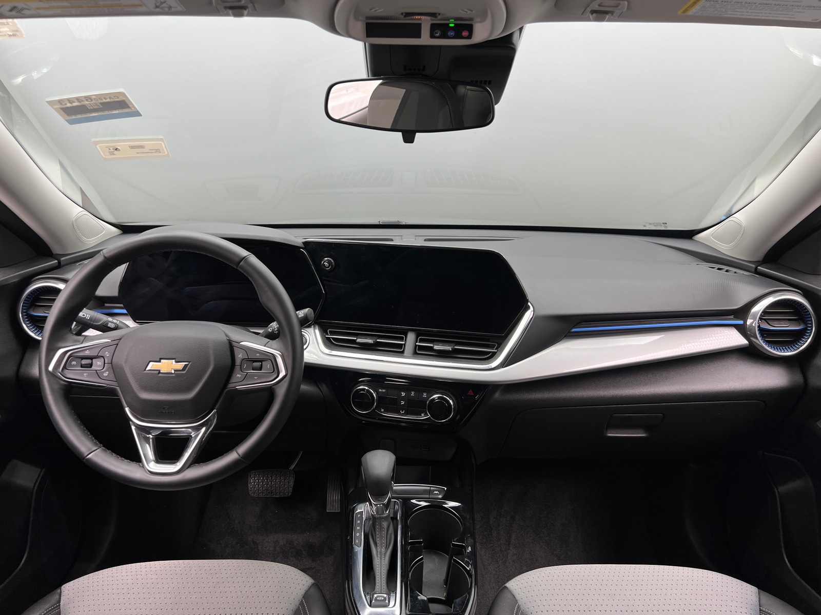 Thumbnail: 2025 Chevrolet Trax - 3