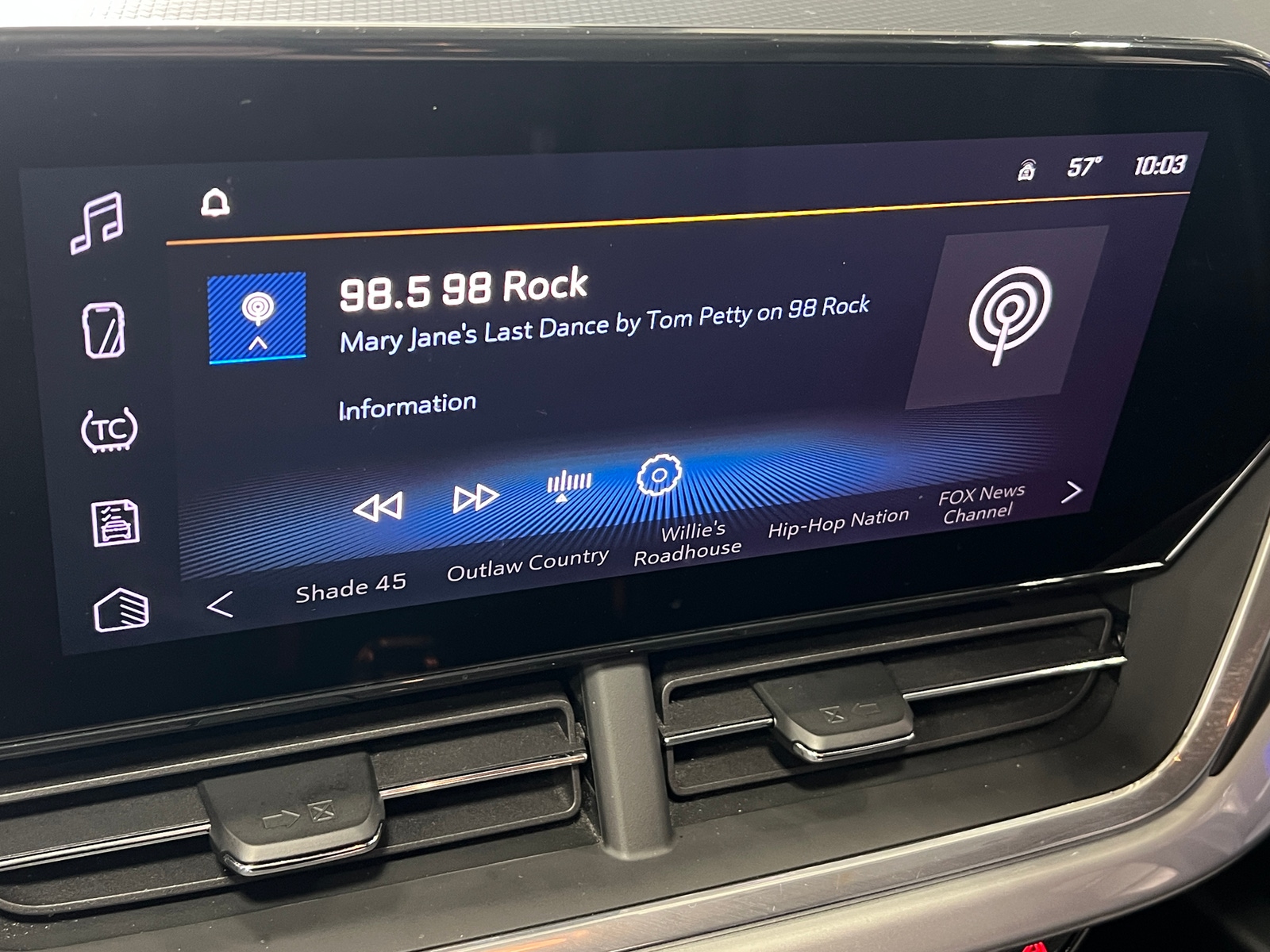 Thumbnail: 2025 Chevrolet Trax - 4