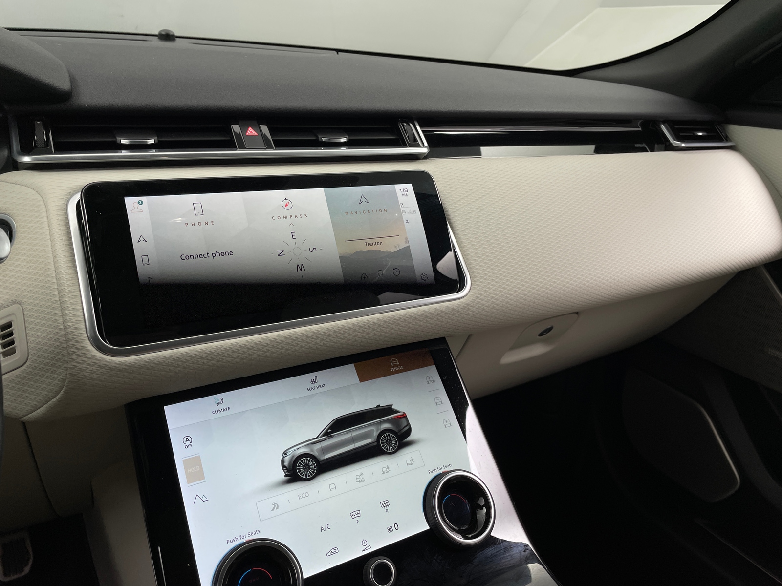 Thumbnail: 2021 Land Rover Range Rover Velar - 3