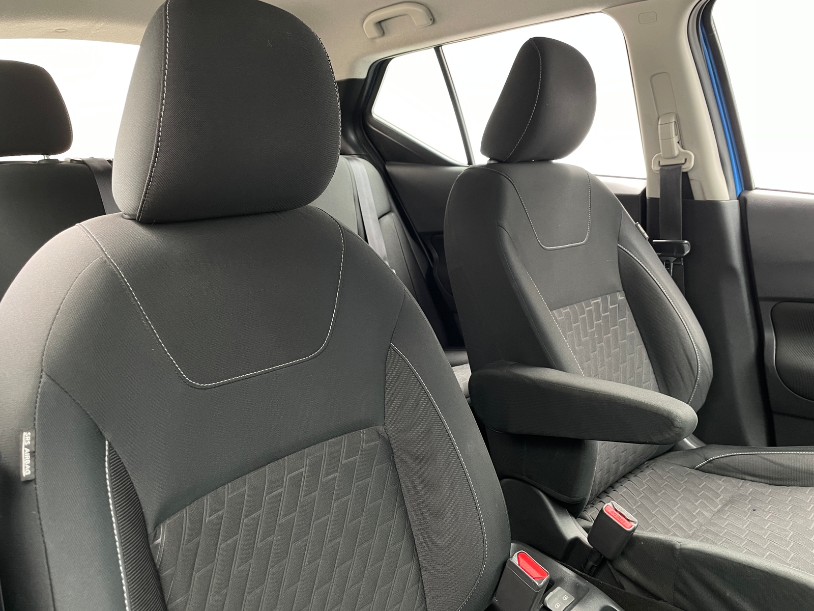 Thumbnail: 2021 Nissan Kicks - 2