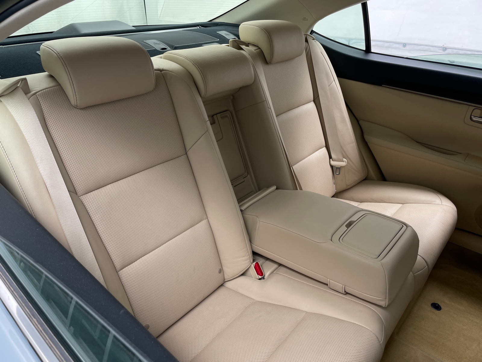 Thumbnail: 2013 Lexus ES - 5