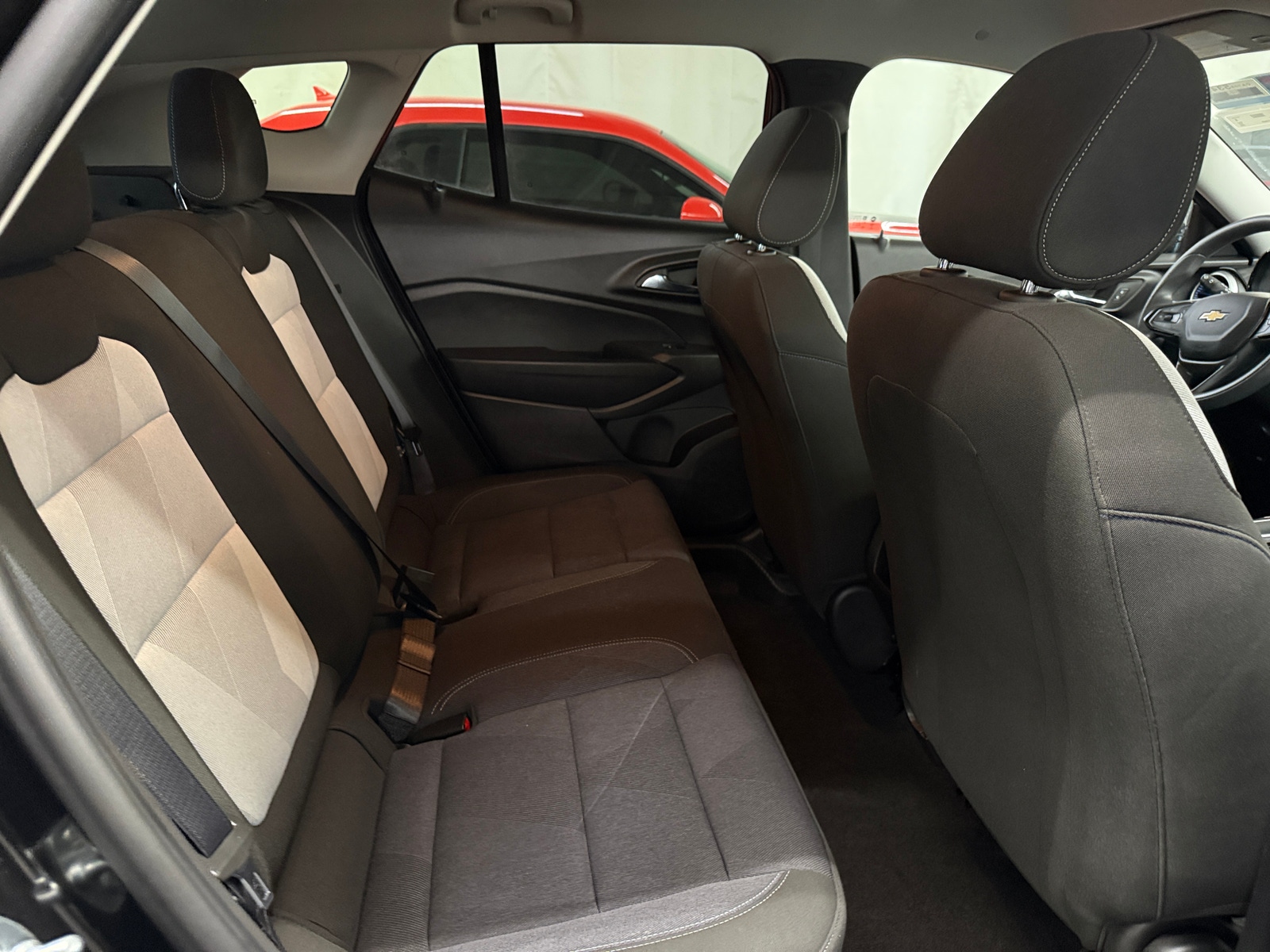 Thumbnail: 2025 Chevrolet Trax - 6