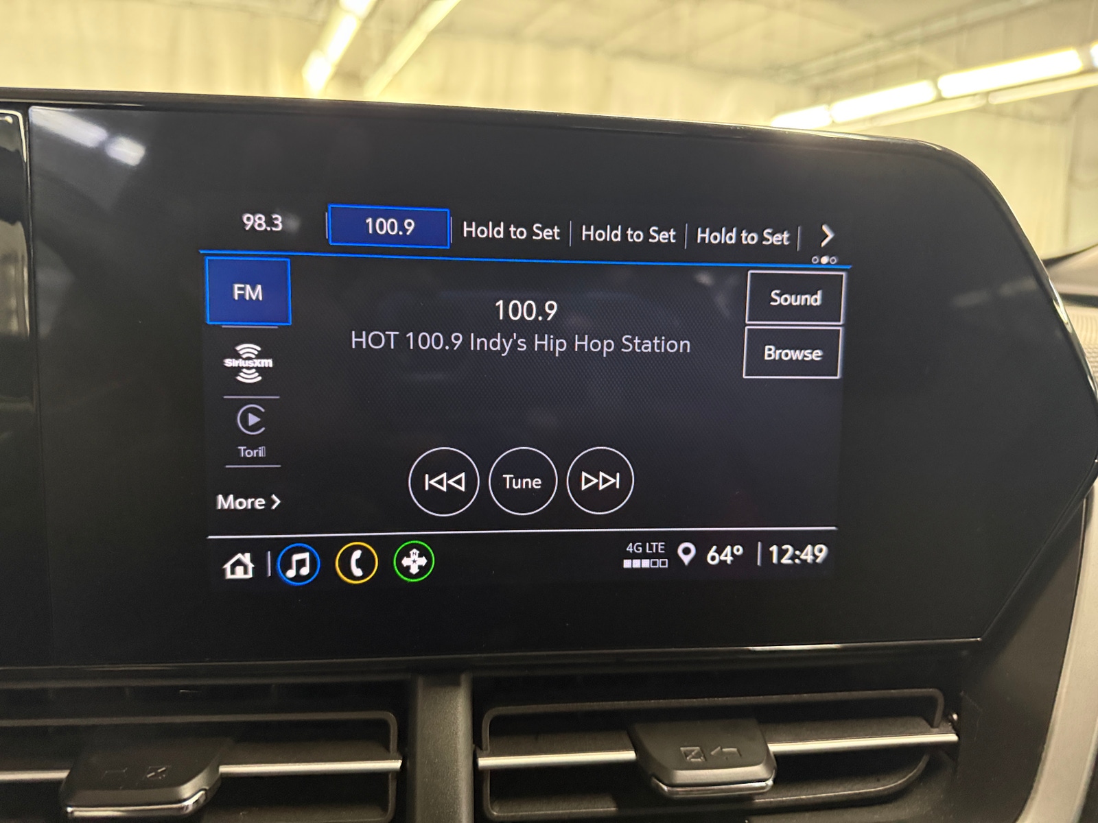 Thumbnail: 2025 Chevrolet Trax - 4