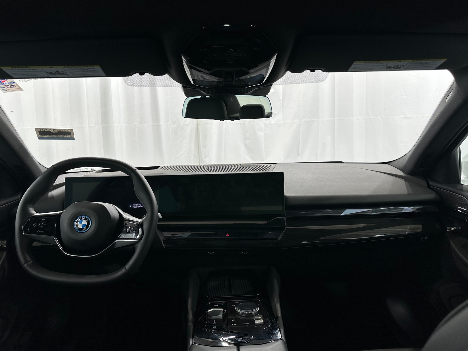 Thumbnail: 2025 BMW i5 - 2